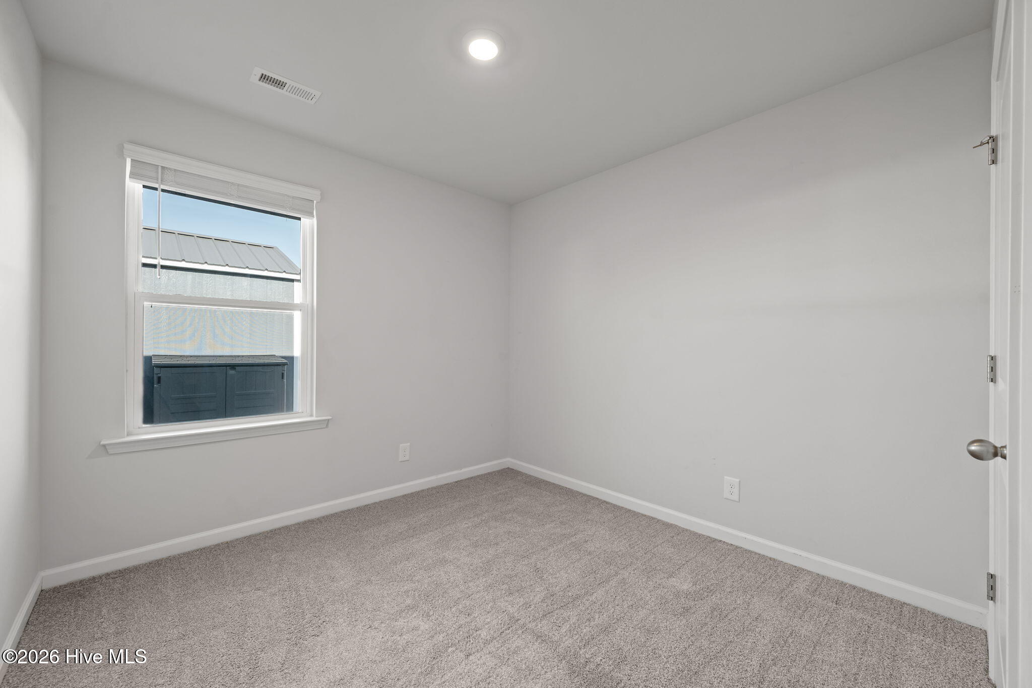 100547866 | Photo 20