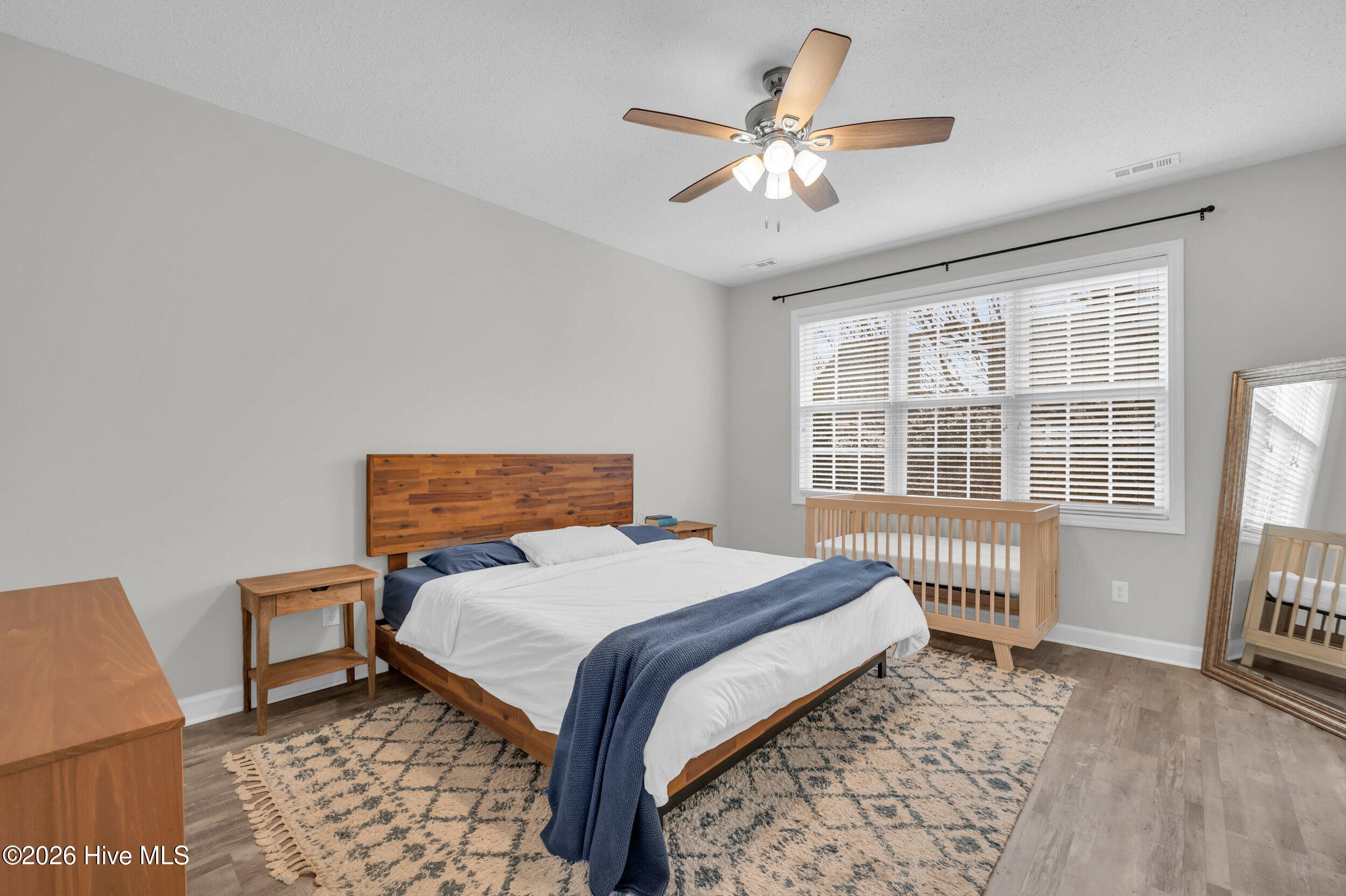 100554292 | Photo 17