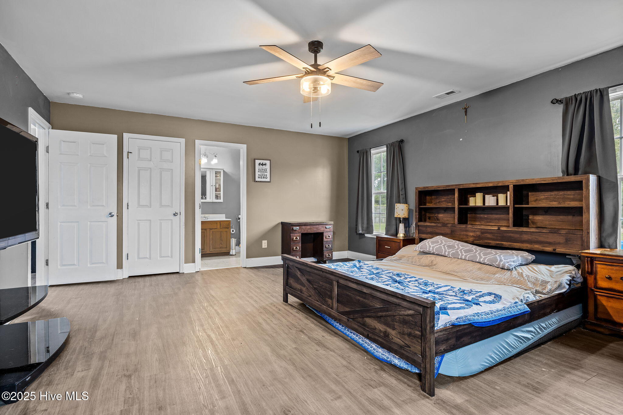 100545646 | Photo 15