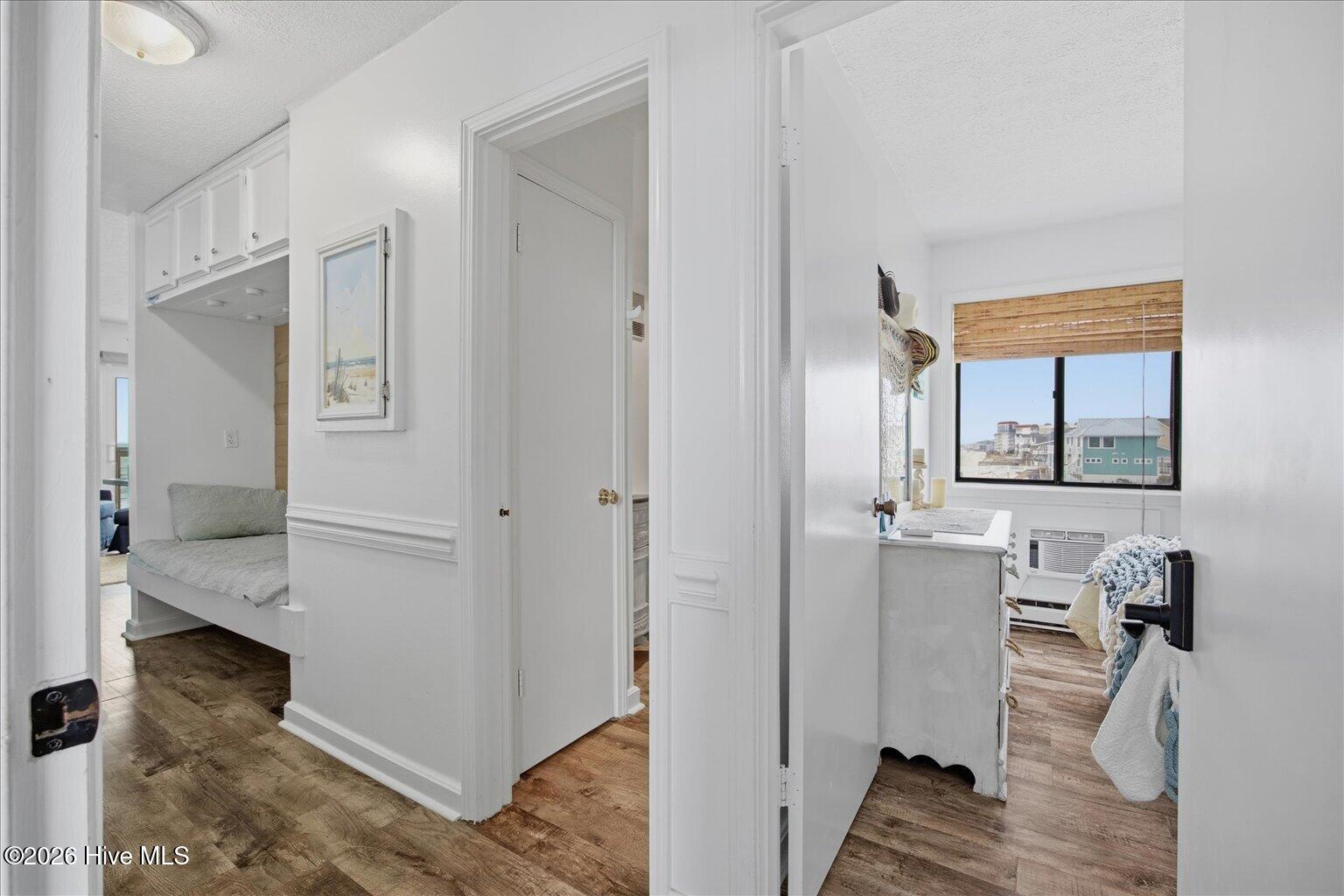 100557148 | Photo 22