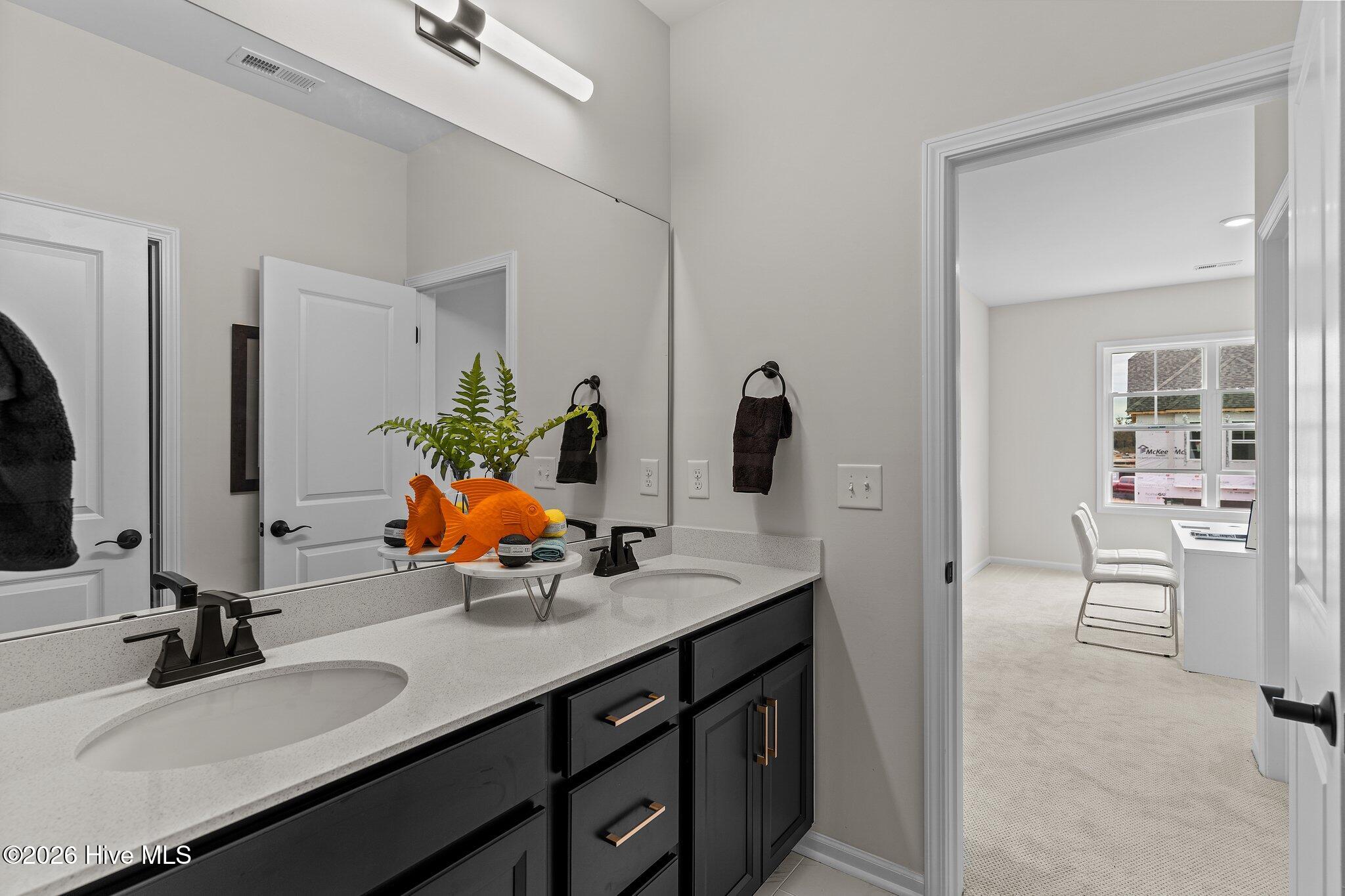 100550054 | Photo 31