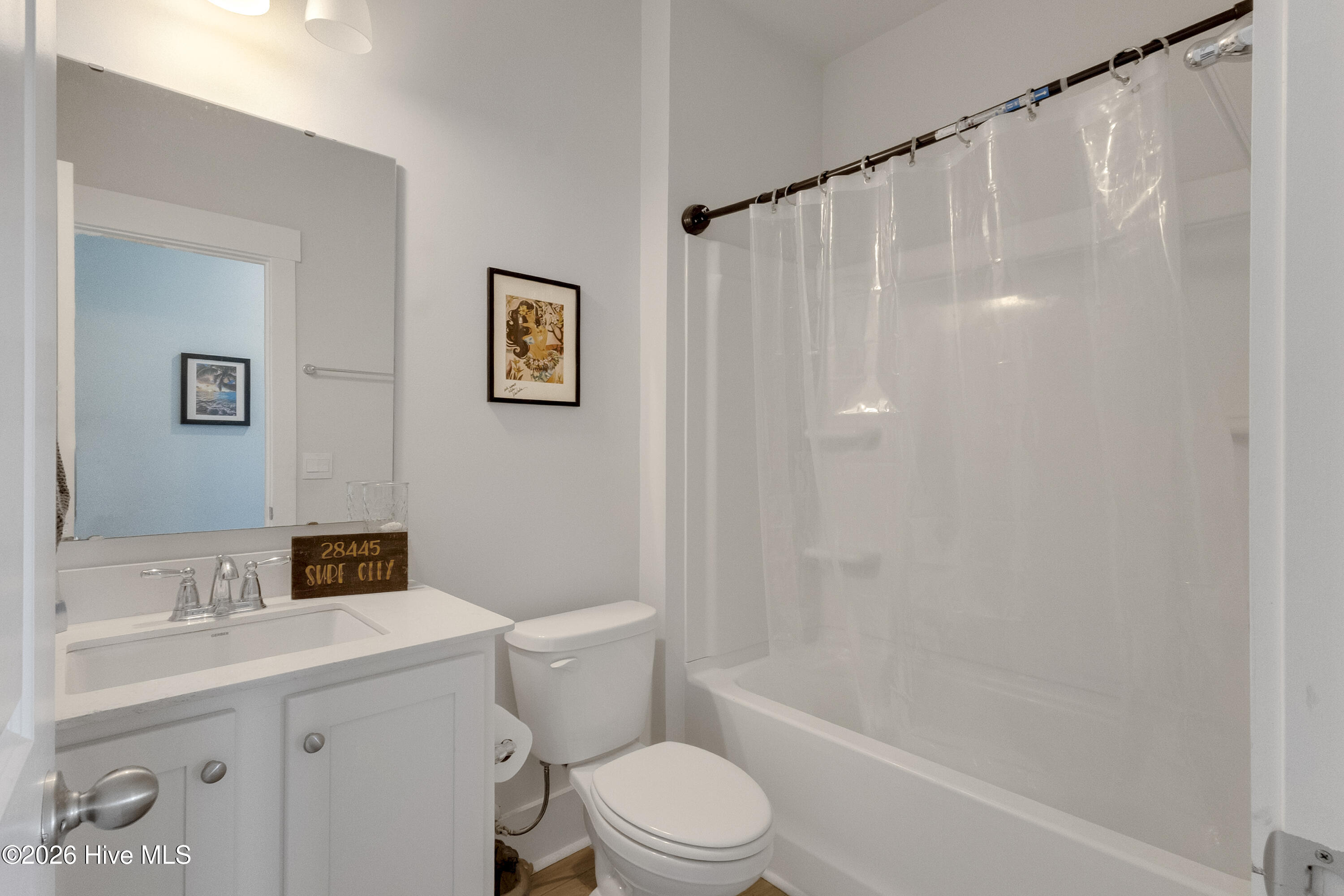 100547510 | Photo 22