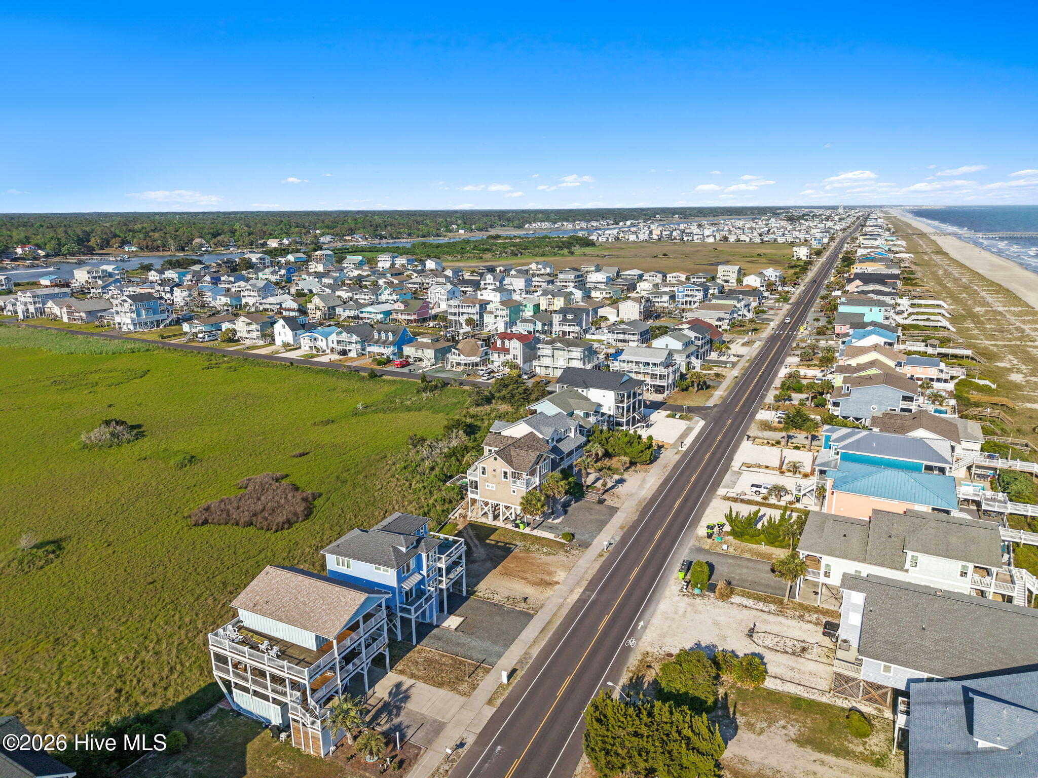 100568458 | Photo 26