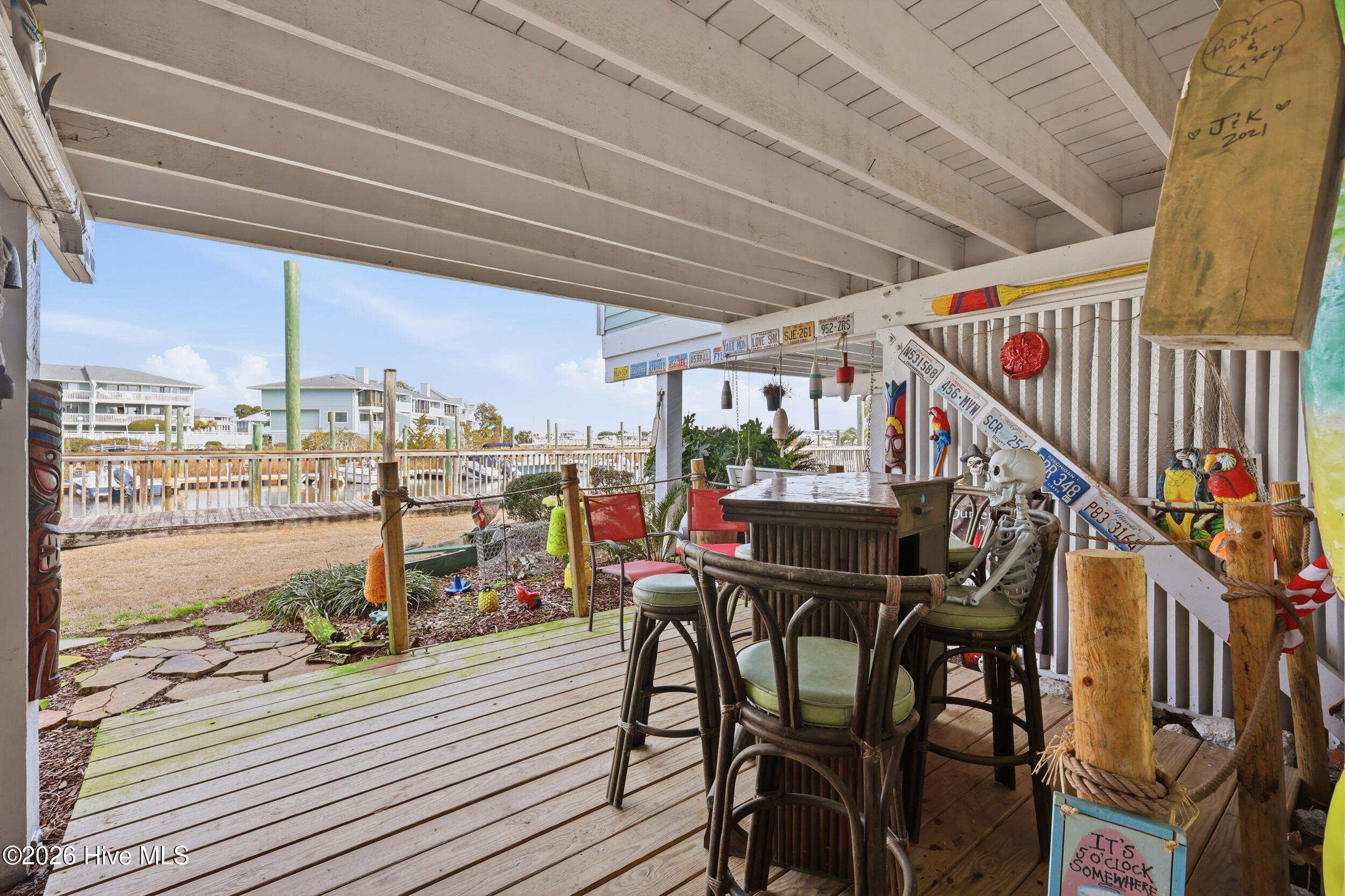 100534046 | Photo 38