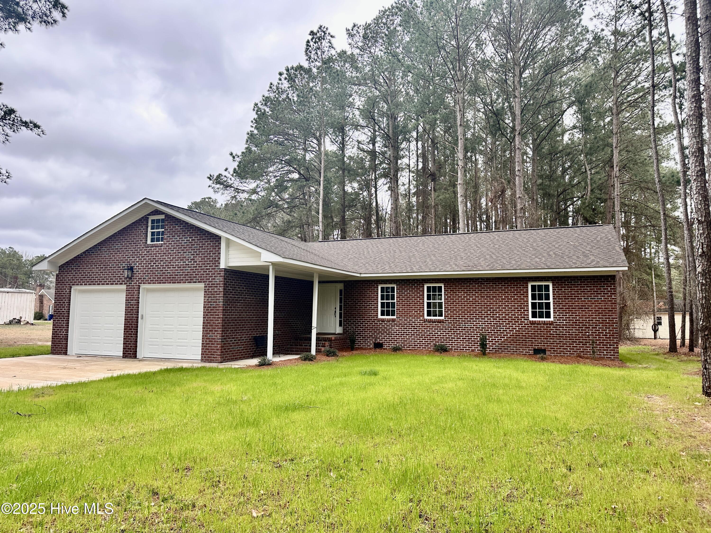 Homes for sale in Washington, NC | 216 Coastal Dr, Washington, NC 27889 | MLS# 100514400