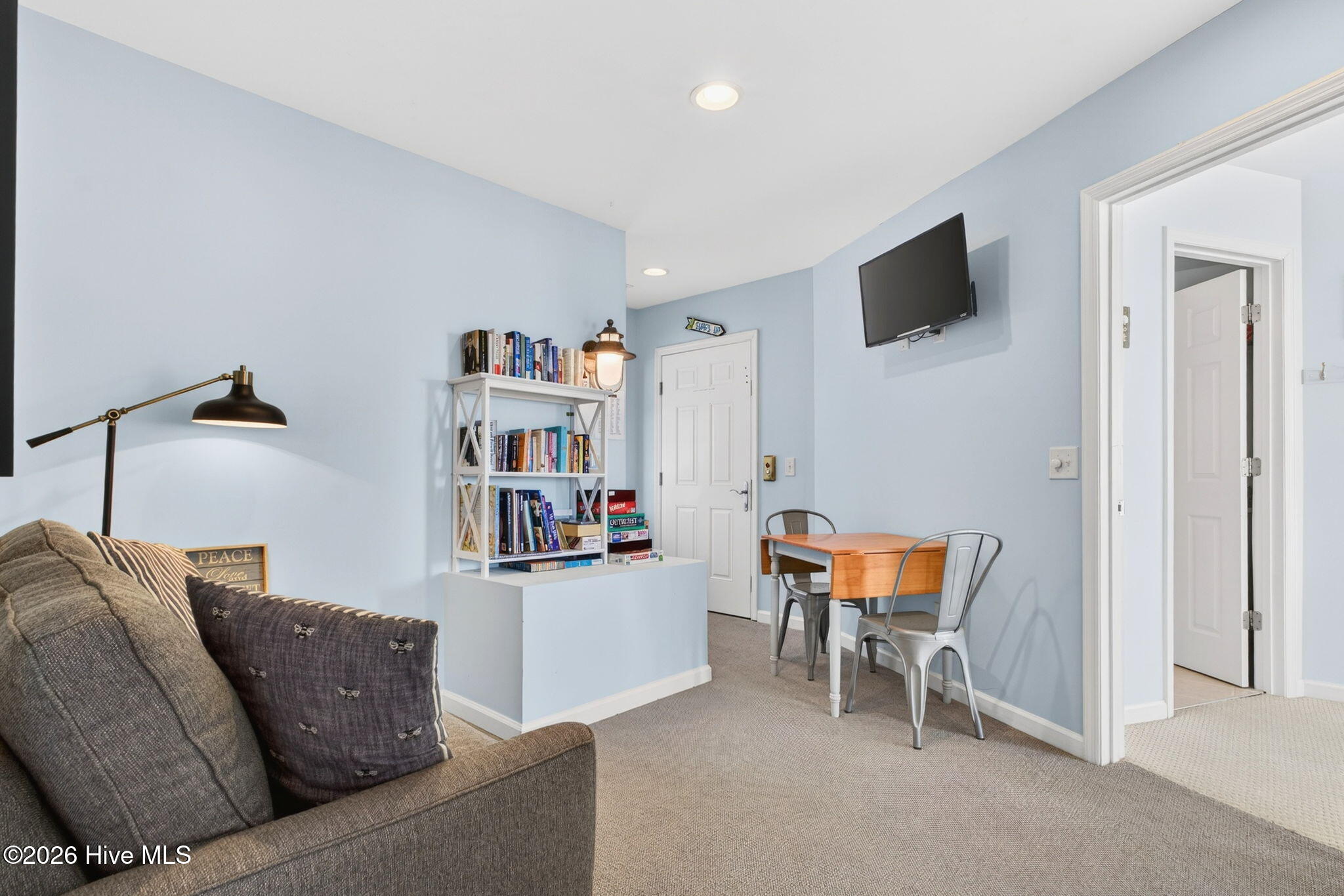 100558520 | Photo 35