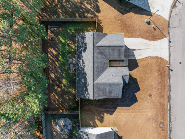 100565265 | Photo 16