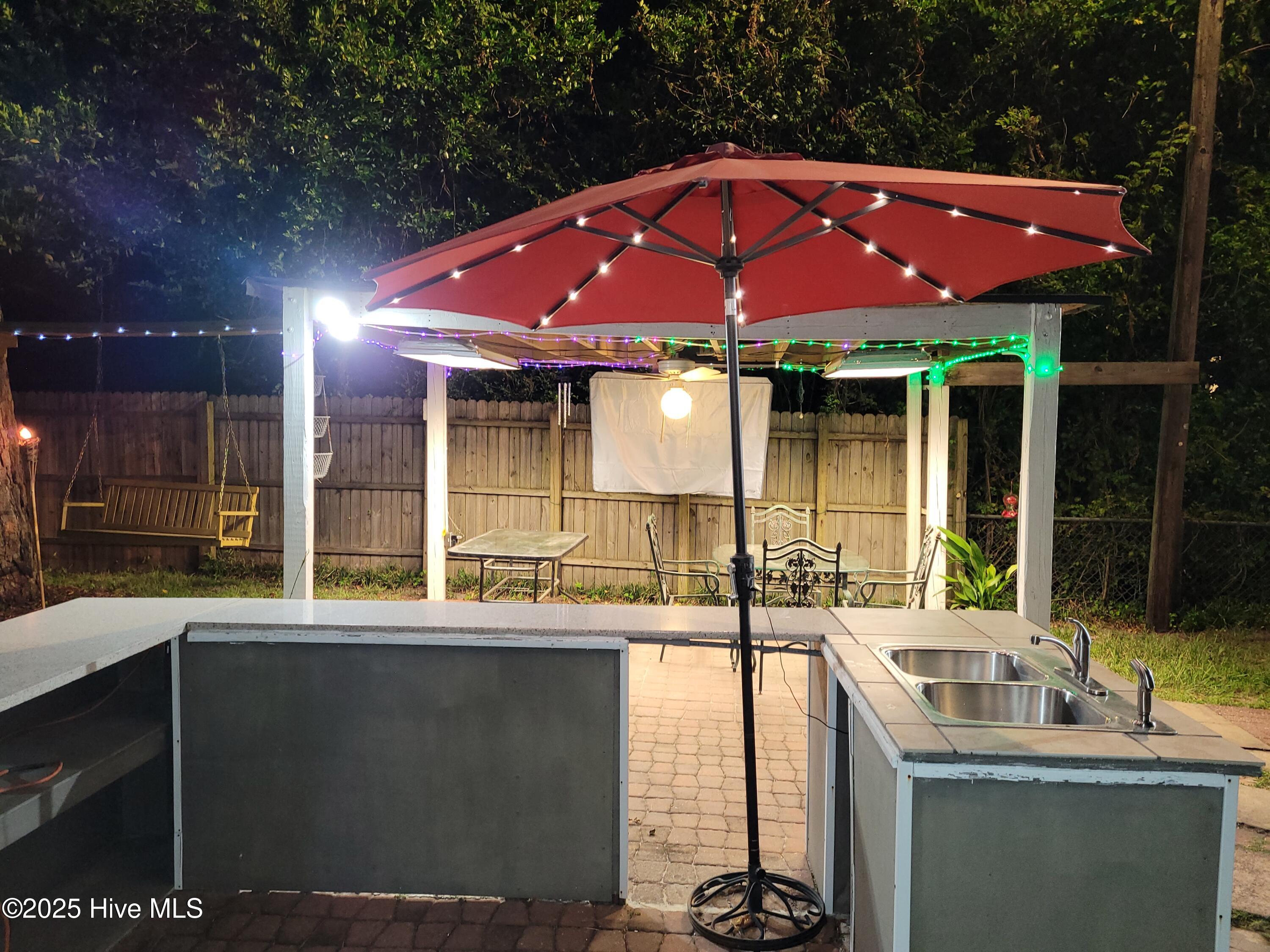 100531827 | Photo 39