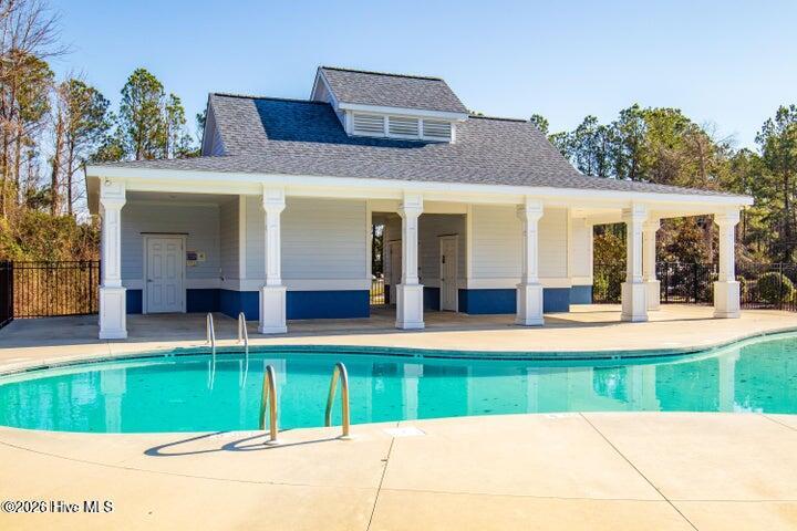 100564087 | Photo 44