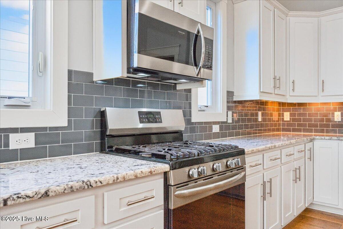 100541370 | Photo 23