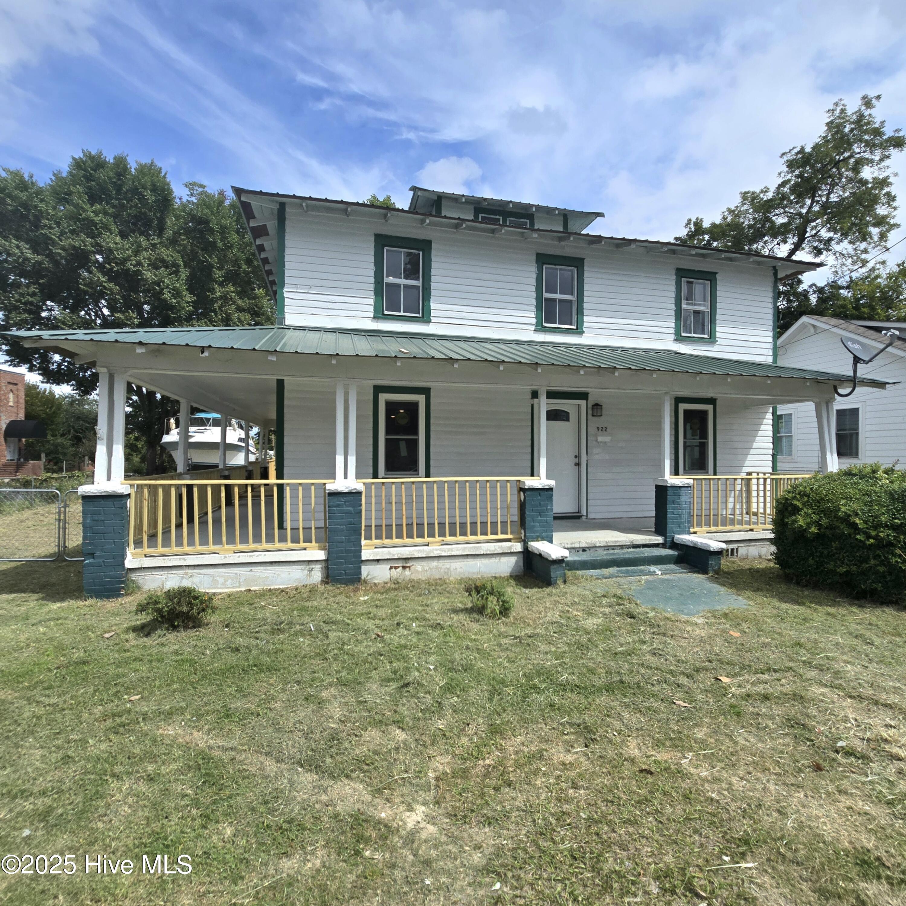 Homes for sale in New Bern, NC | 922 Elm St, New Bern, NC 28560 | MLS# 100528336