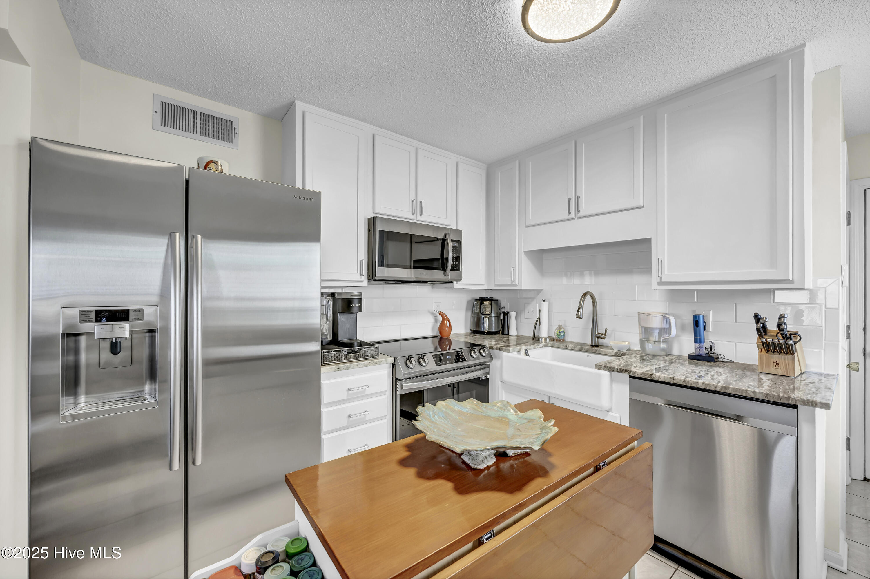 100546557 | Photo 16