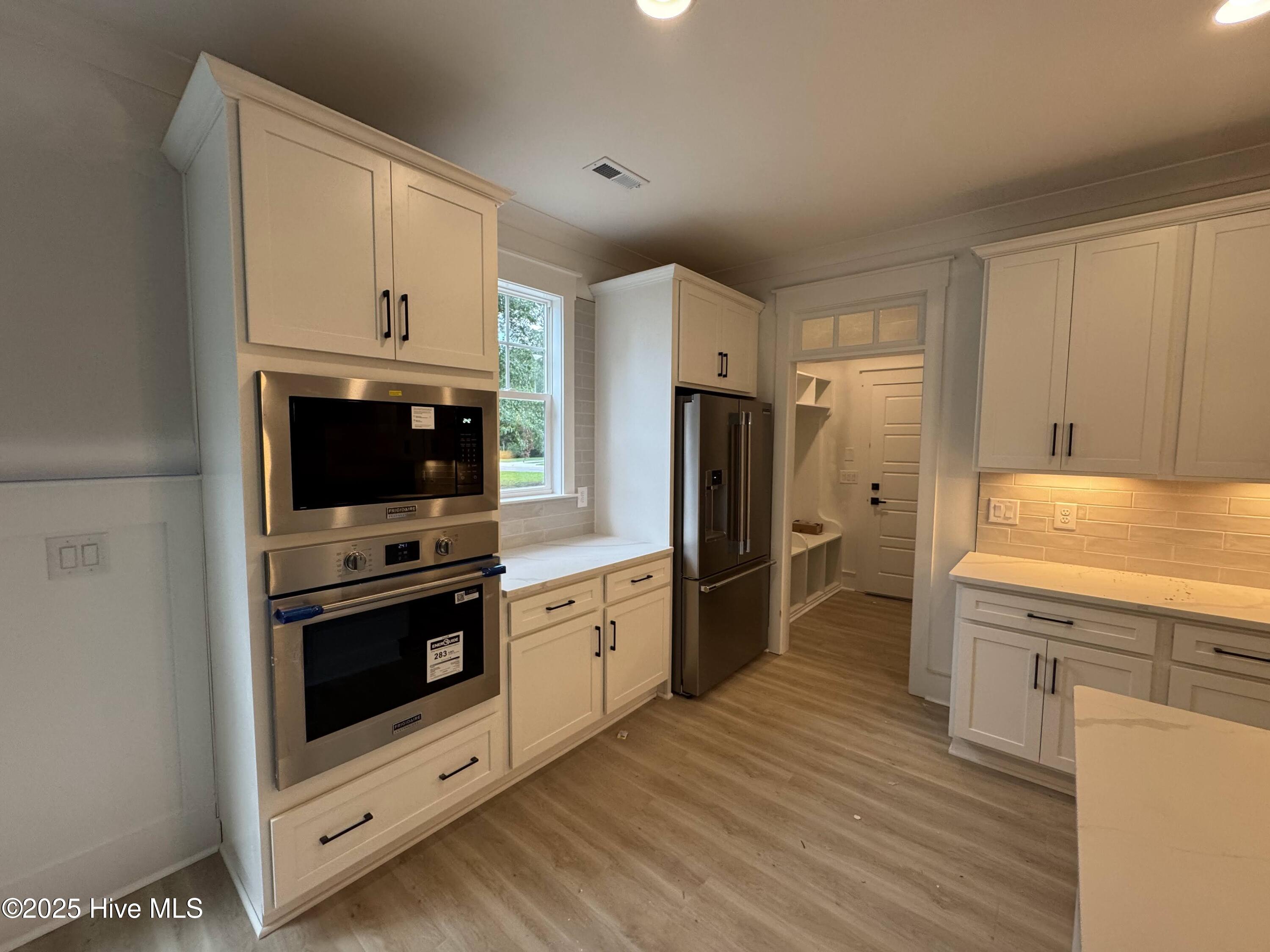 8136 Saltcedar Drive, Wilmington, NC 28411 – photo 7: Kitchen