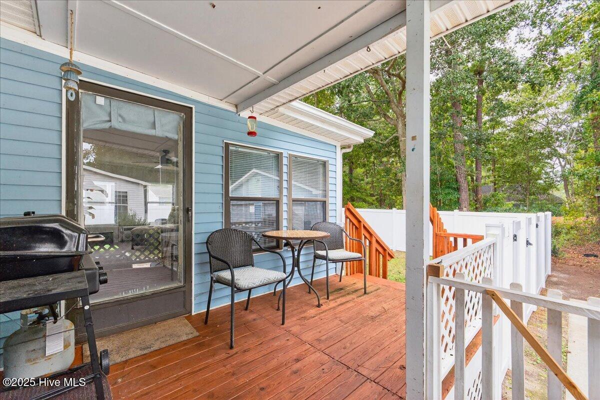 100535729 | Photo 43