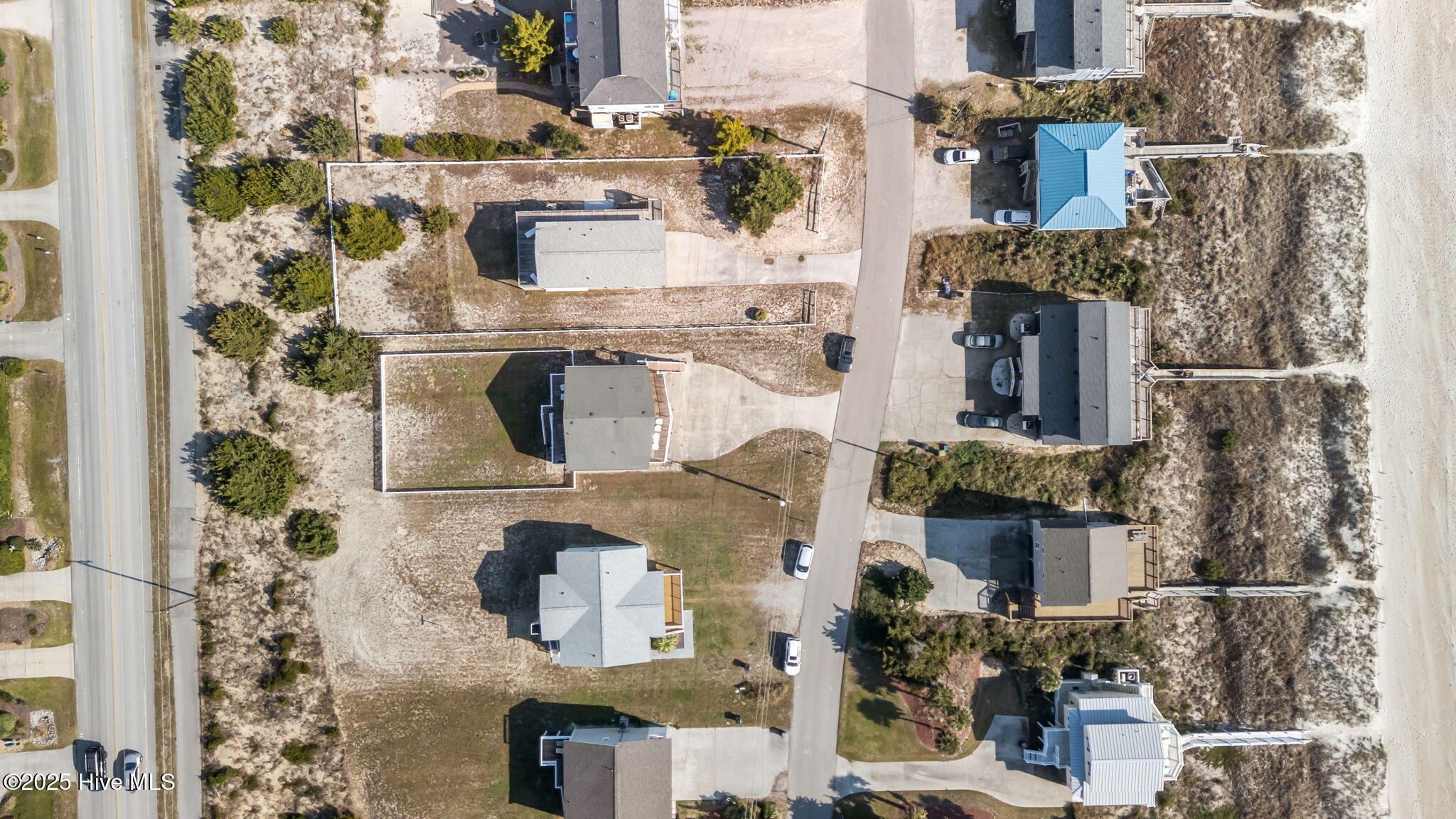 100543368 | Photo 51