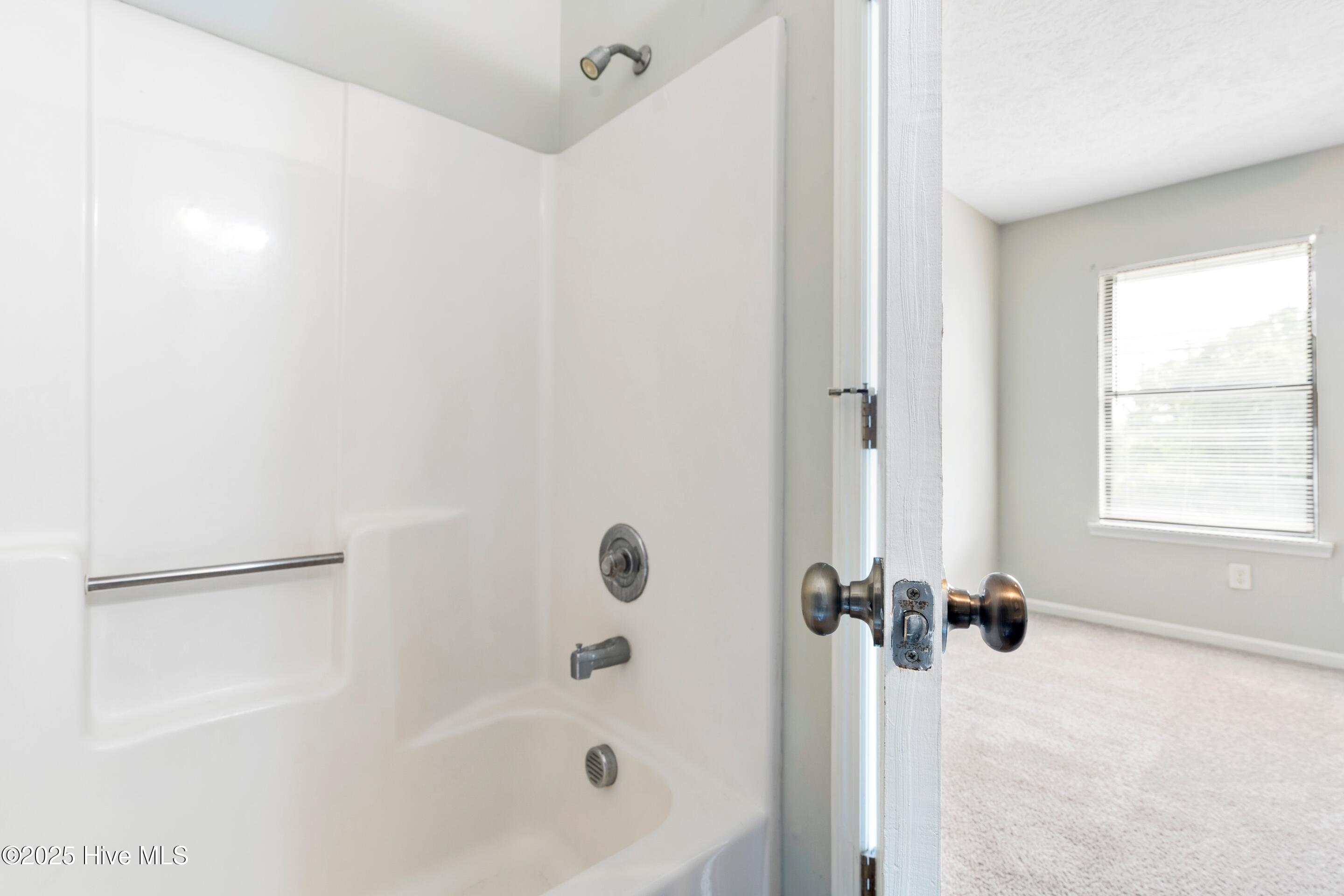 100517492 | Photo 26