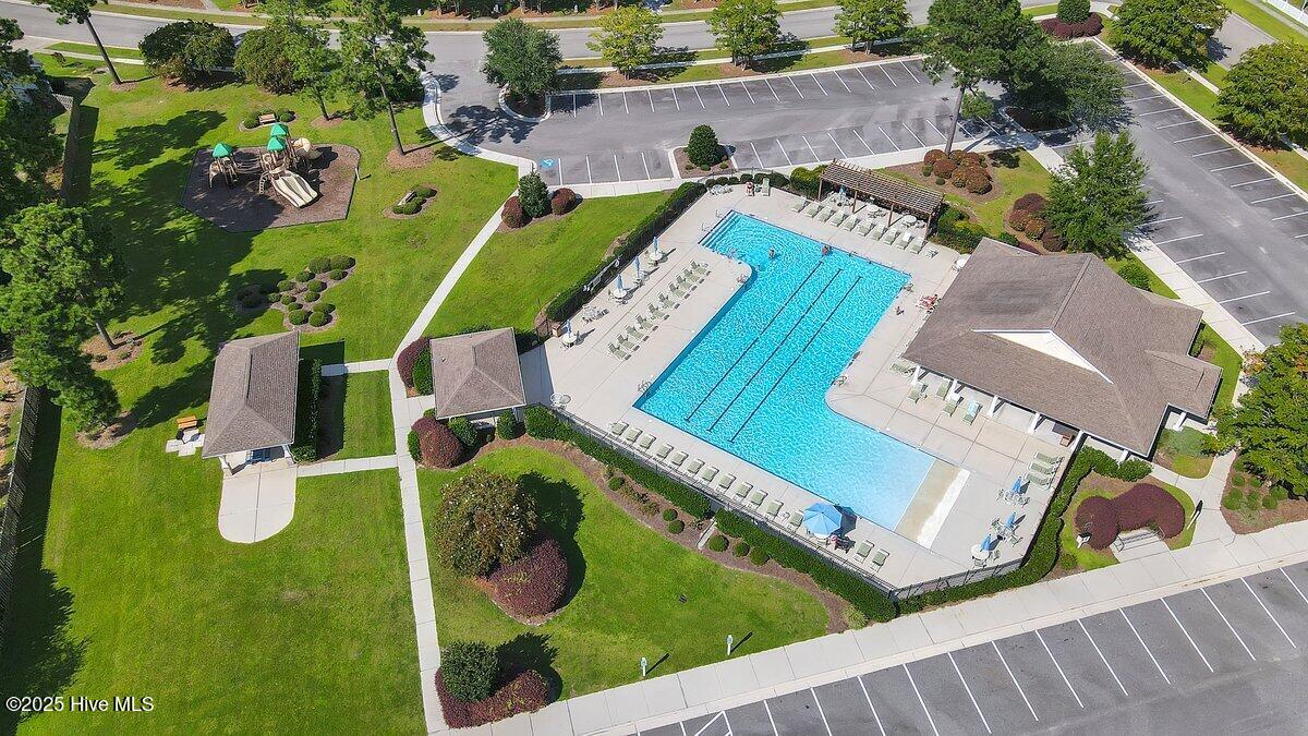 100527924 | Photo 45