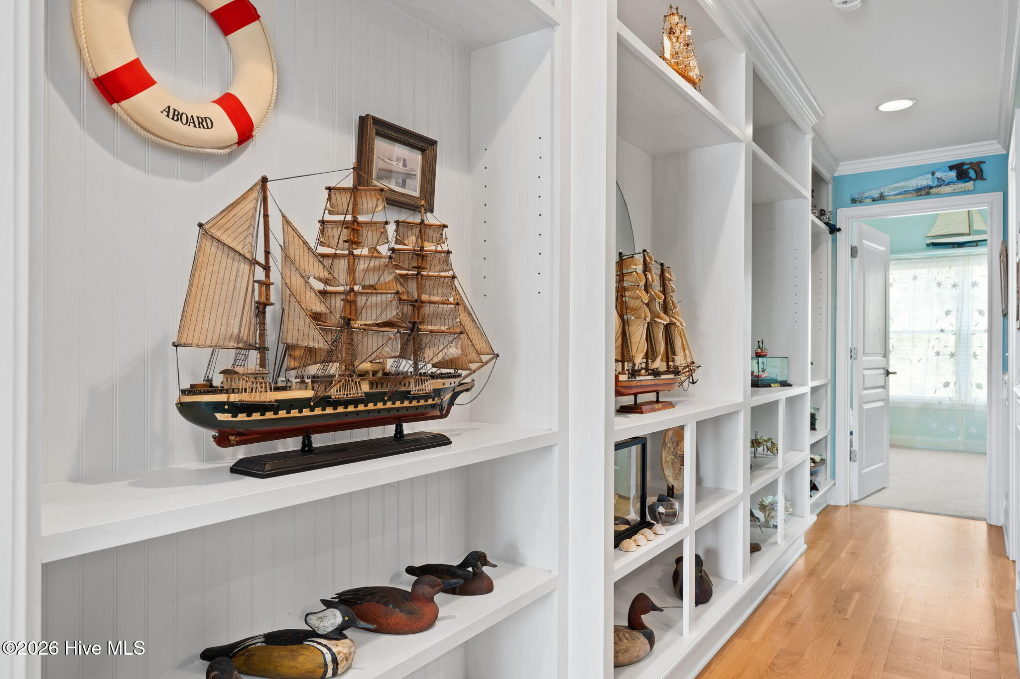 100566344 | Photo 62