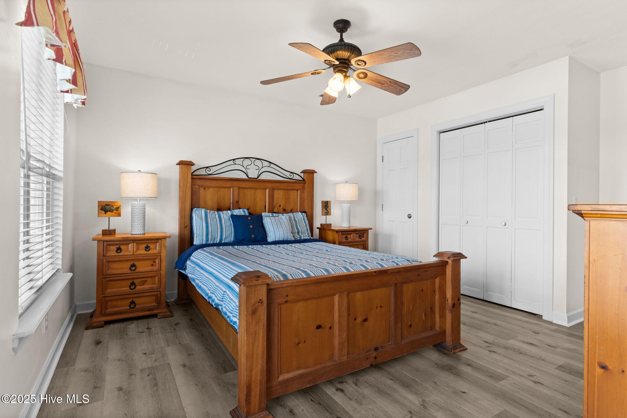 100515755 | Photo 23