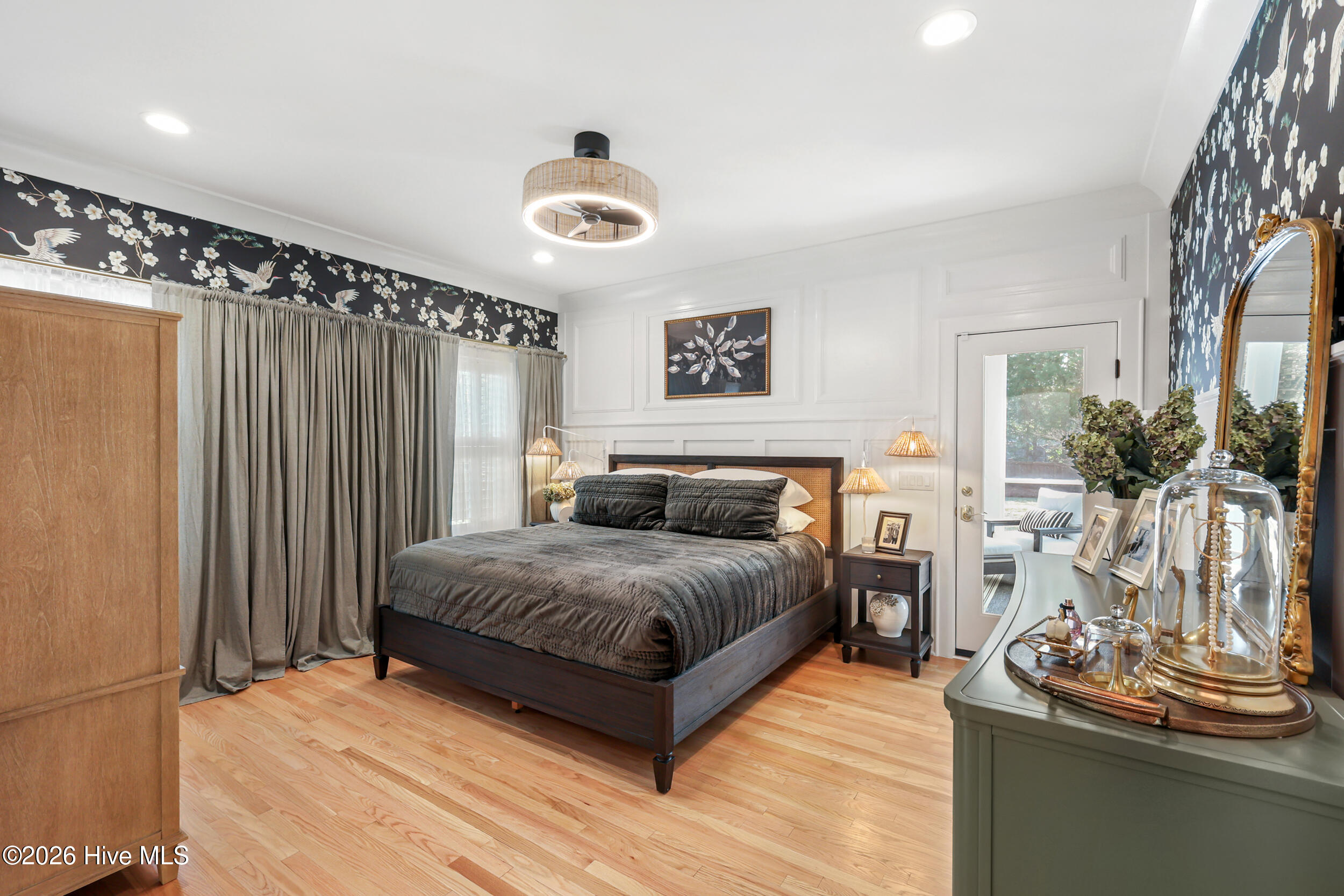 100562808 | Photo 18