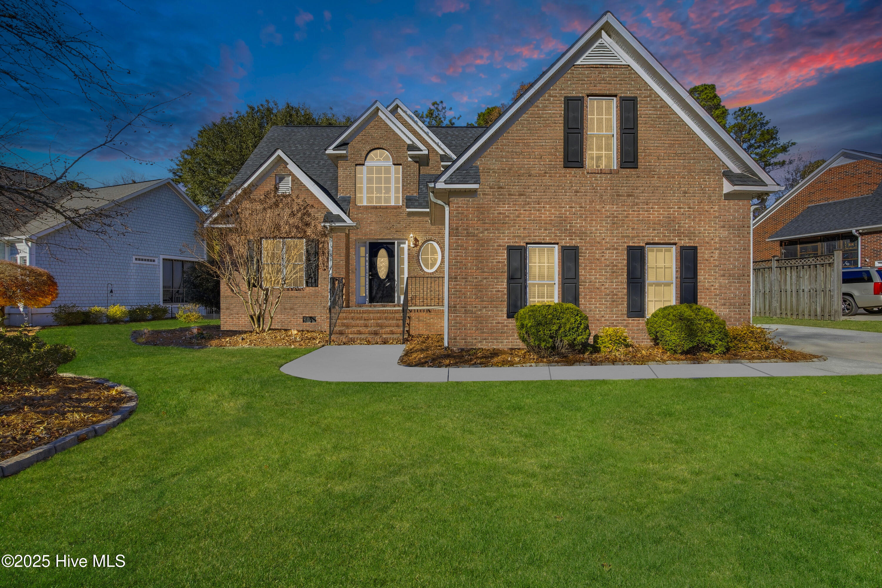 100545806 | Photo 55