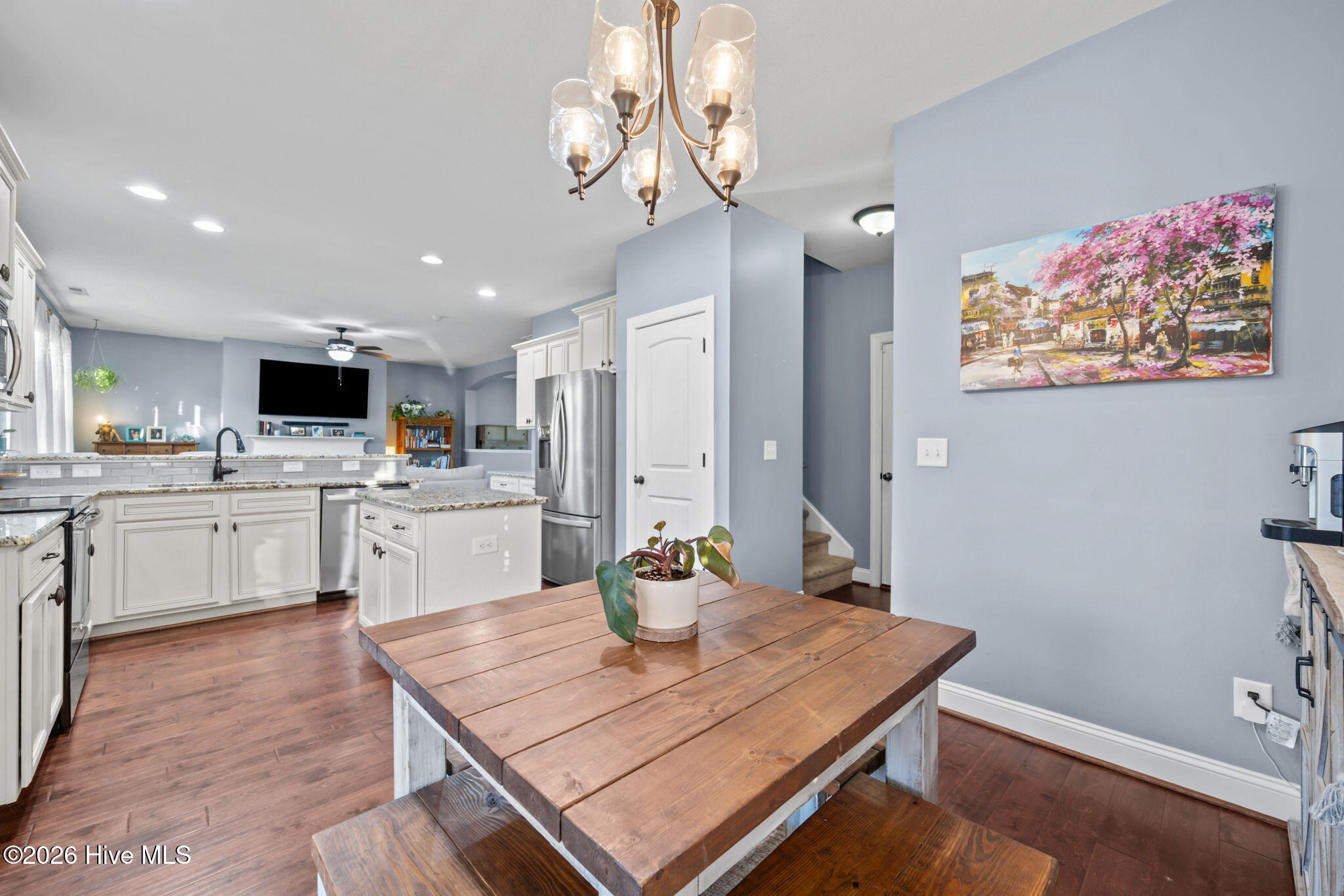 100557022 | Photo 13