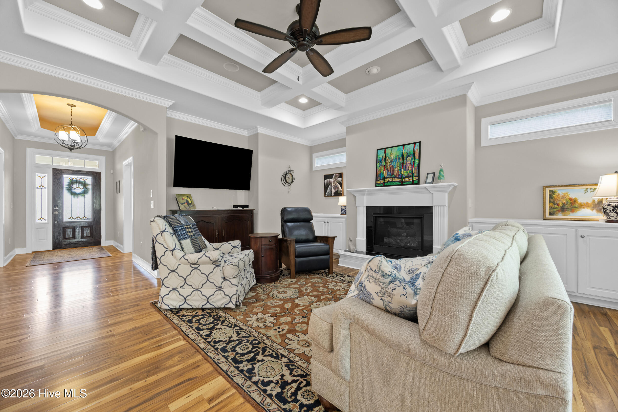 100566024 | Photo 11