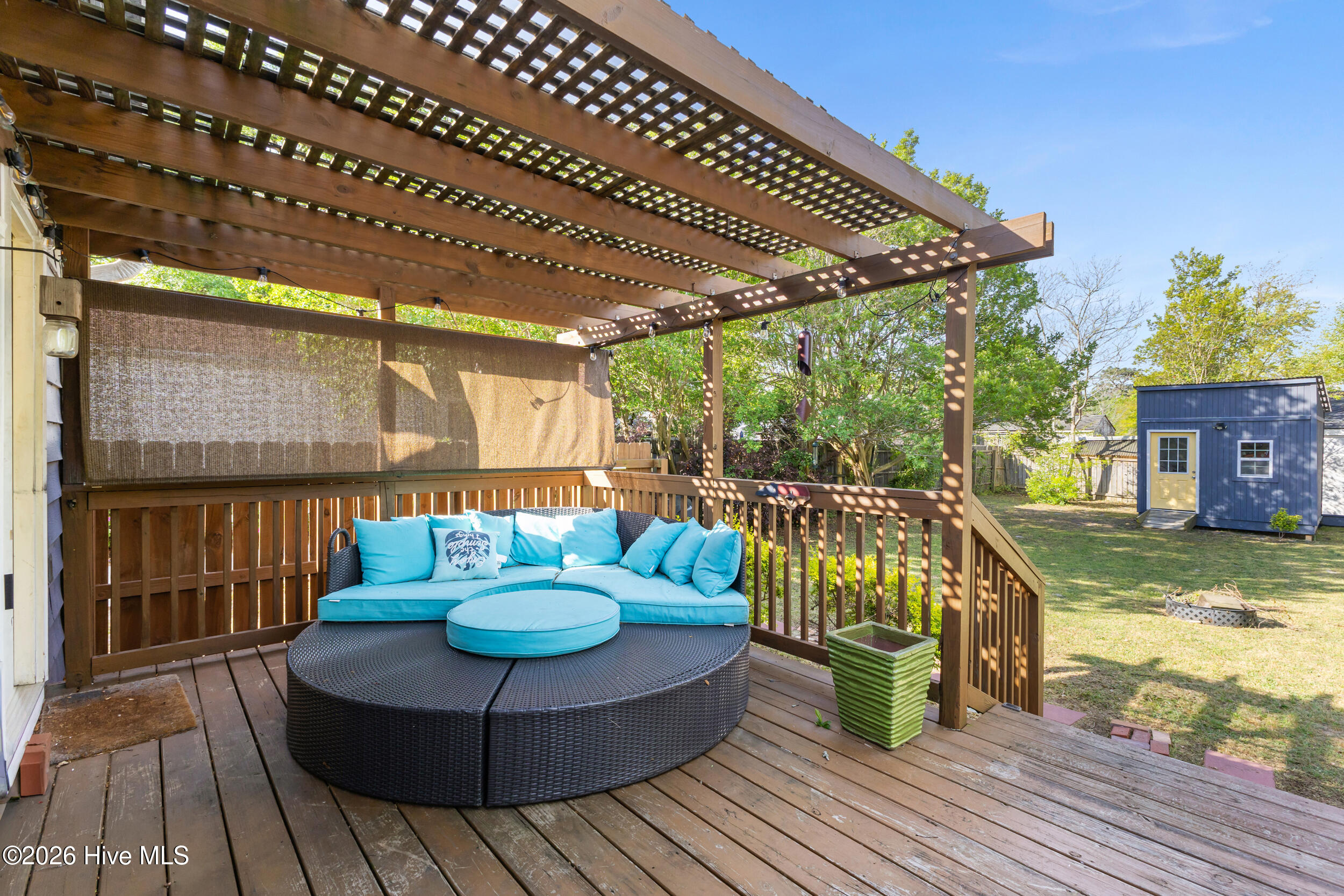 100567073 | Photo 25