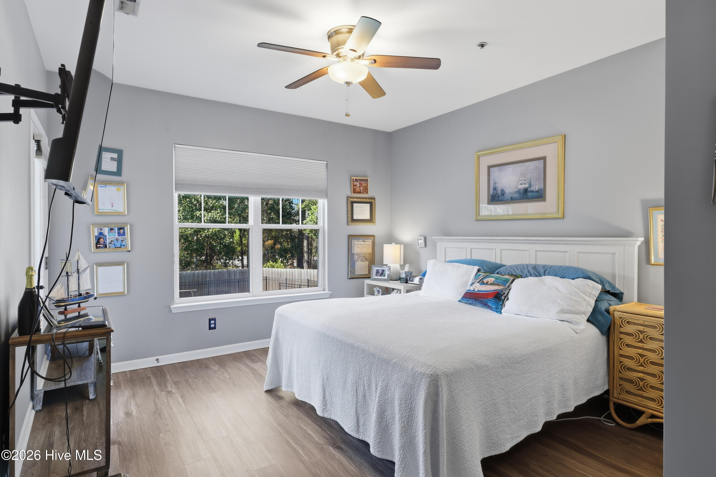 100557540 | Photo 23