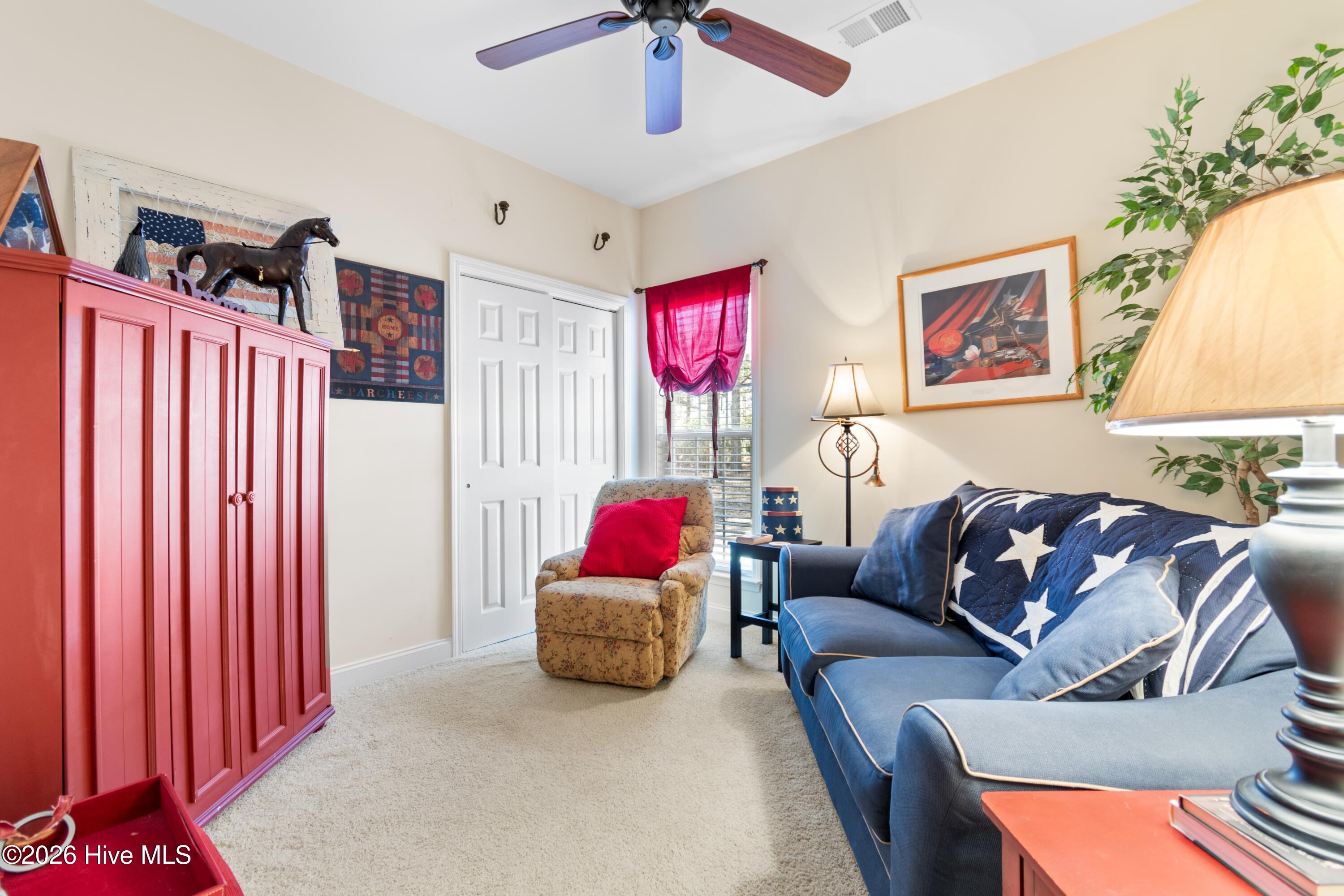 100540219 | Photo 25