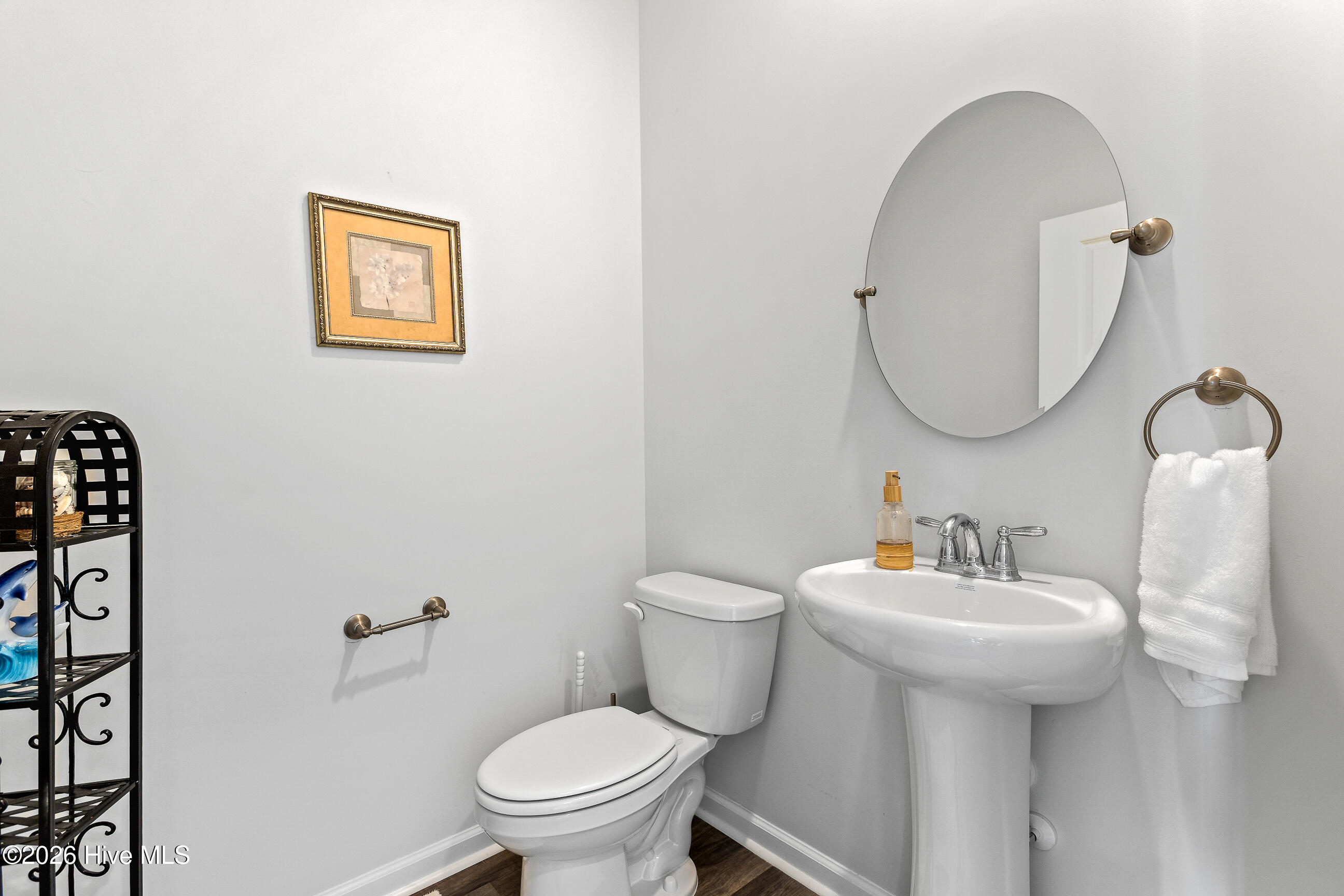 100558973 | Photo 13