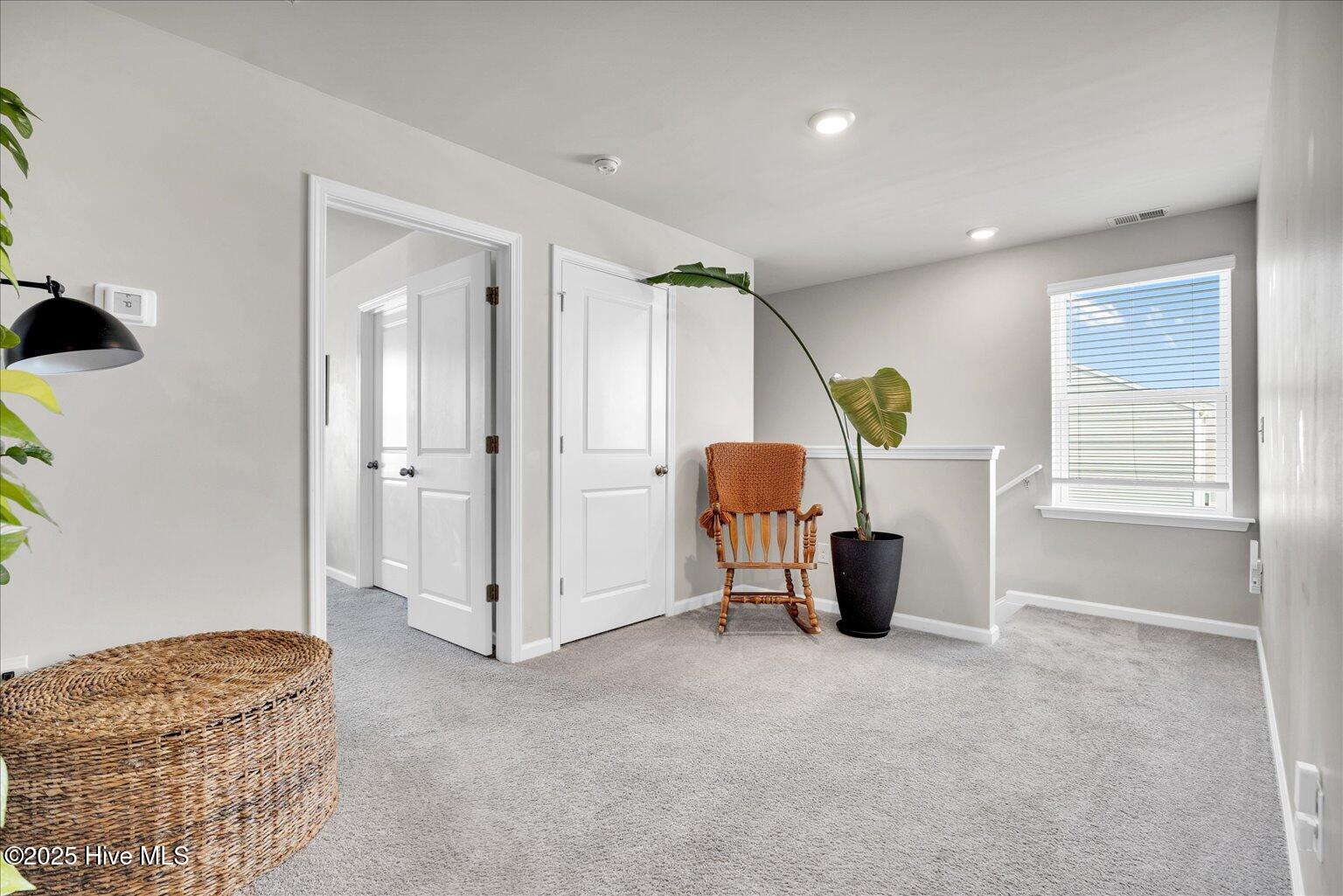 100518788 | Photo 13