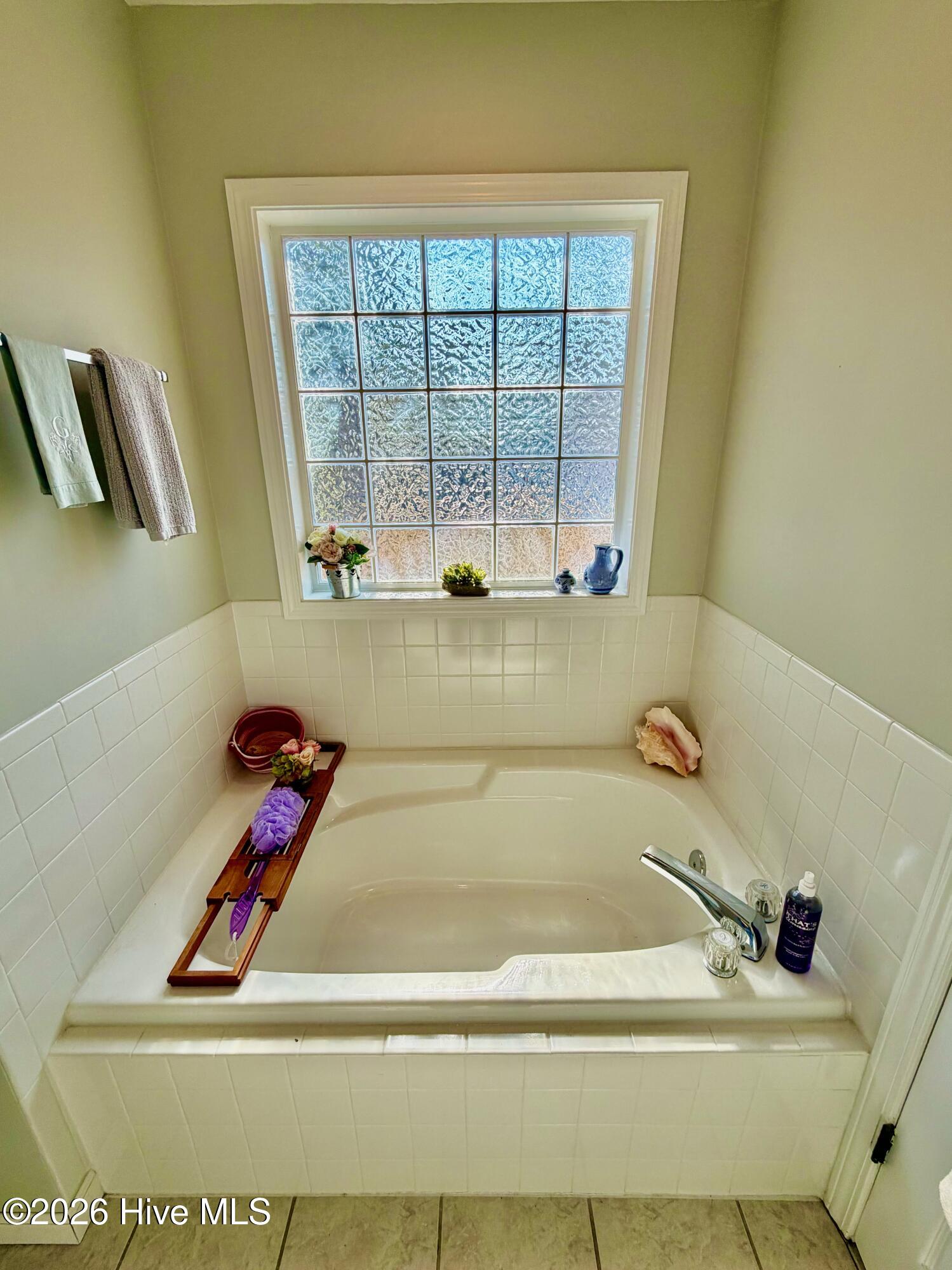 100553297 | Photo 40