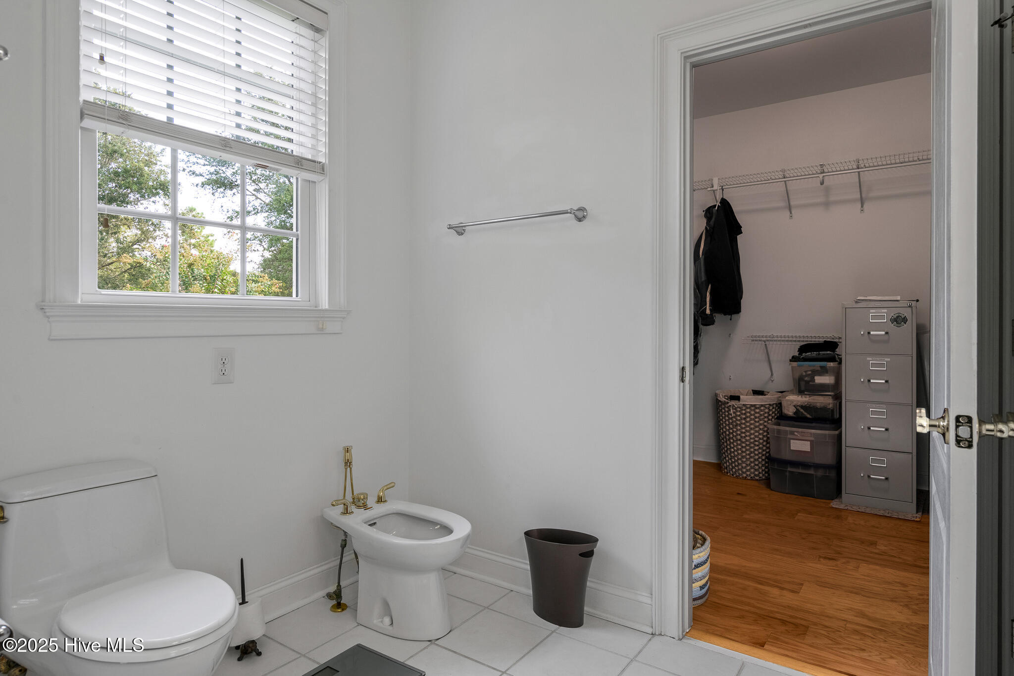 100528098 | Photo 24