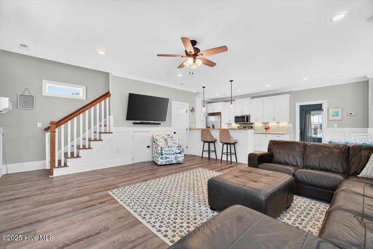 100531738 | Photo 27