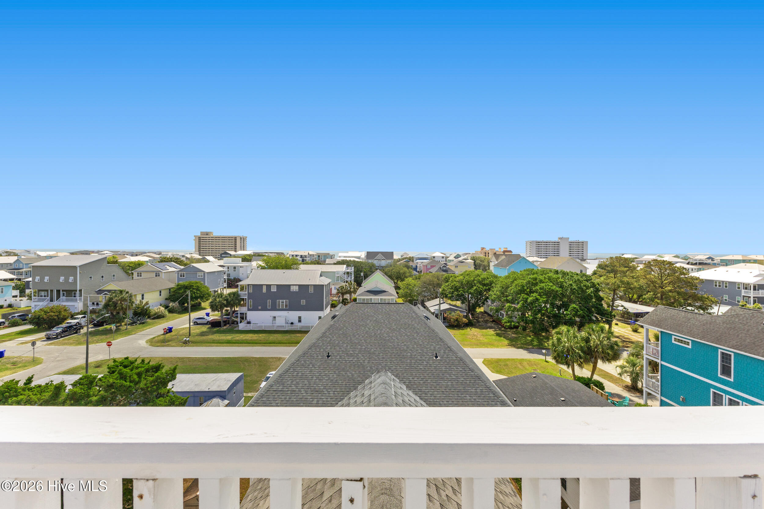 100559855 | Photo 42