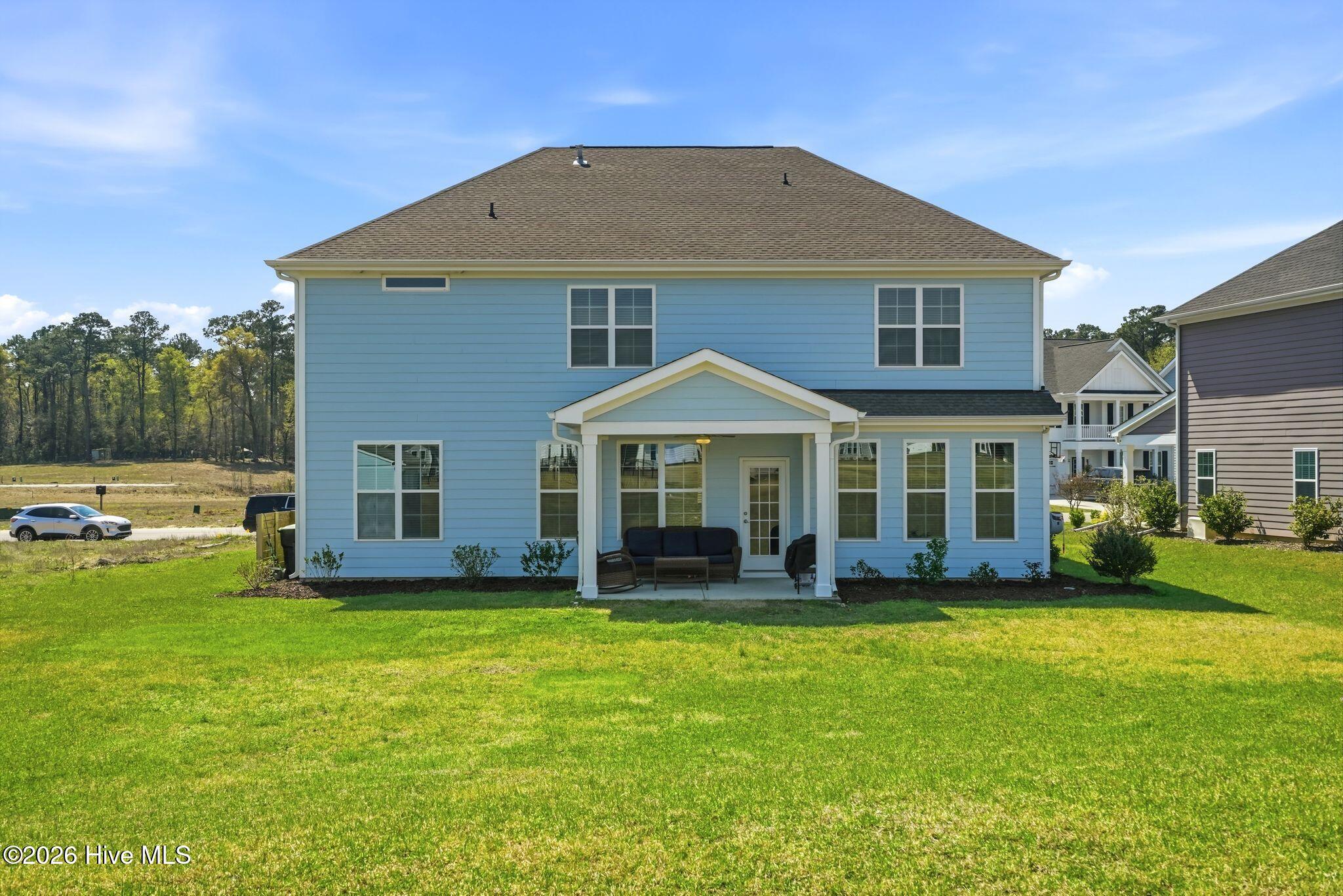 100563287 | Photo 88