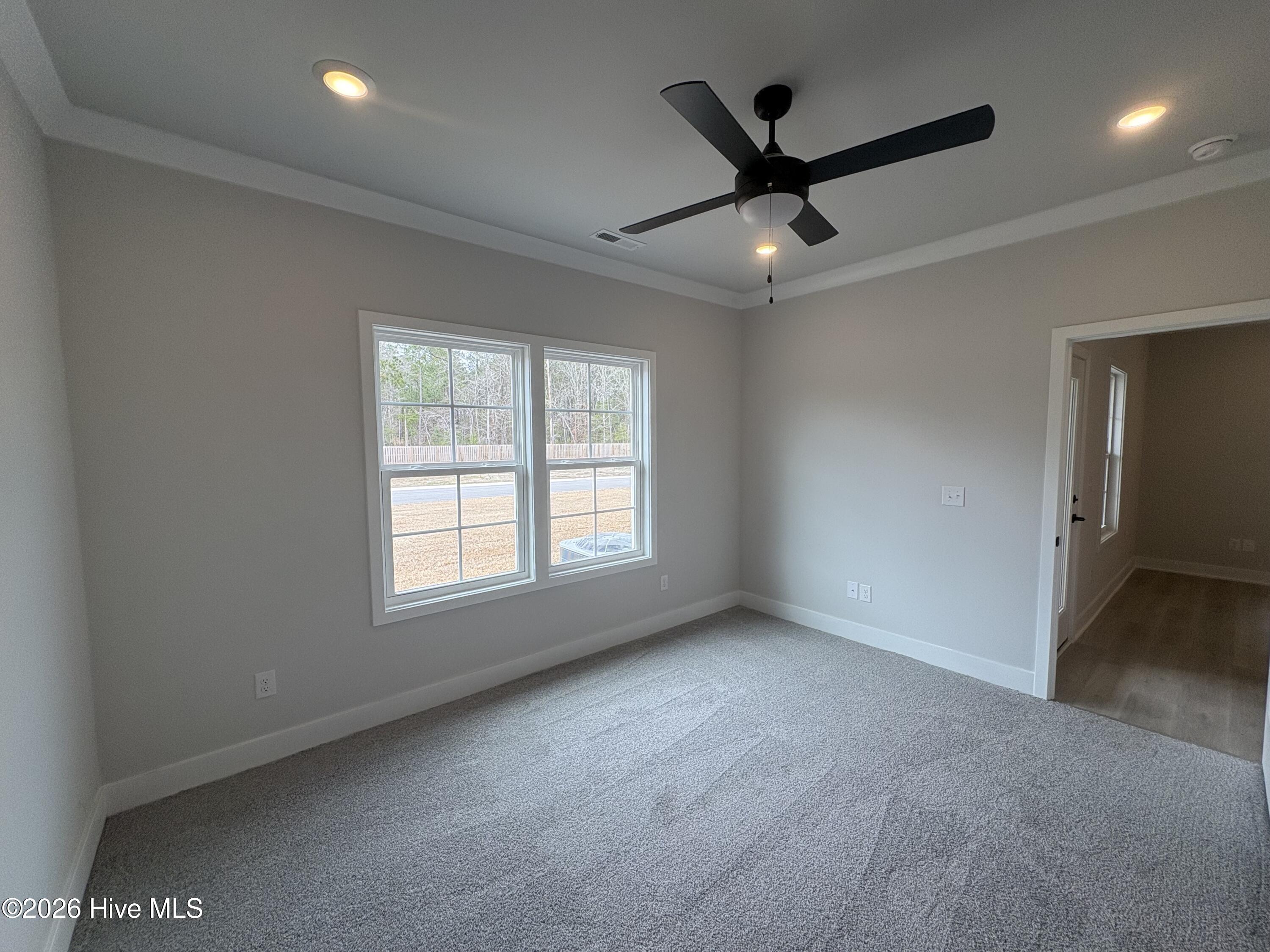 100546267 | Photo 12