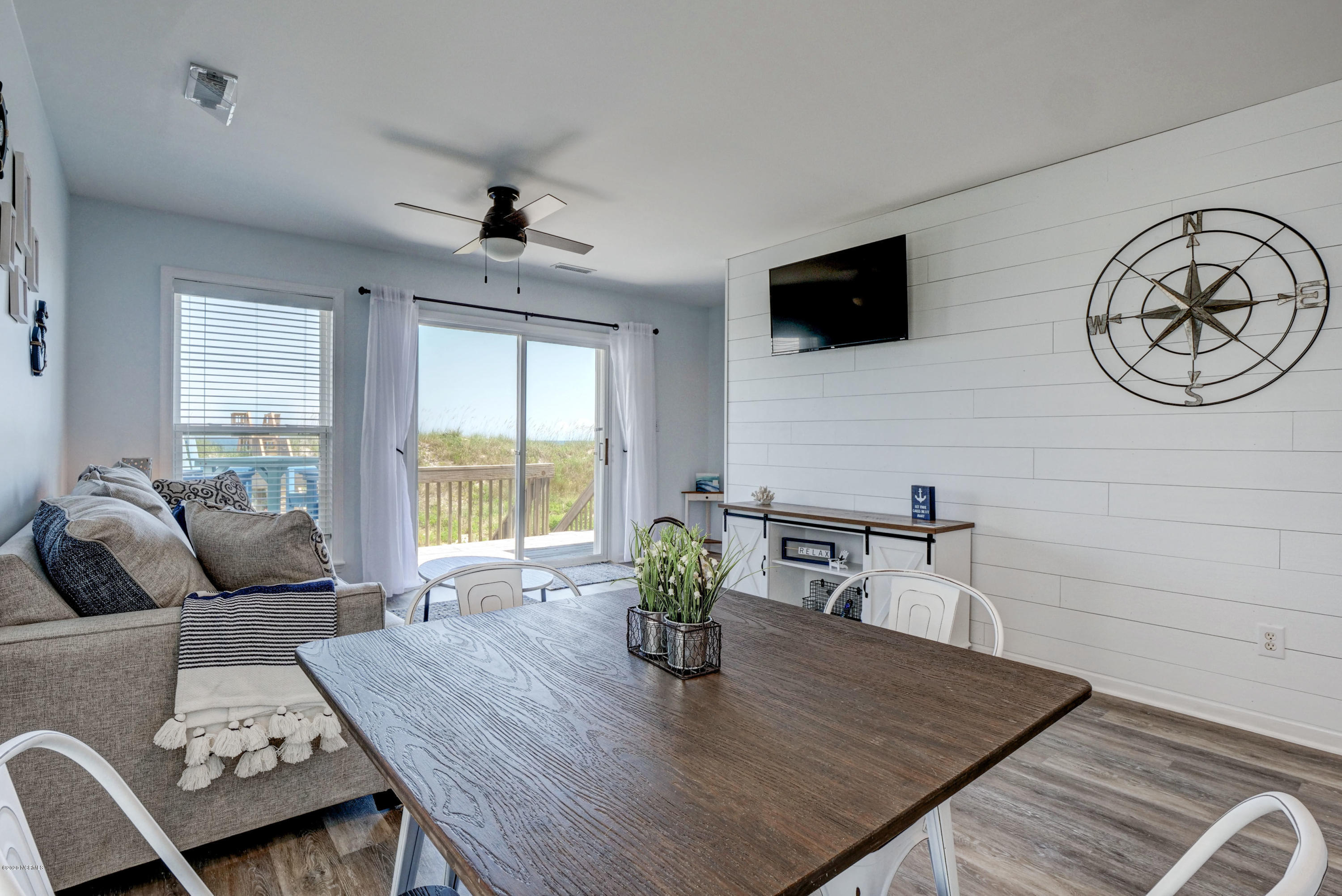 100520980 | Photo 10