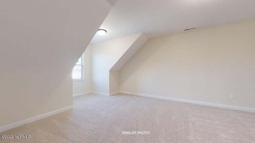 100531263 | Photo 46