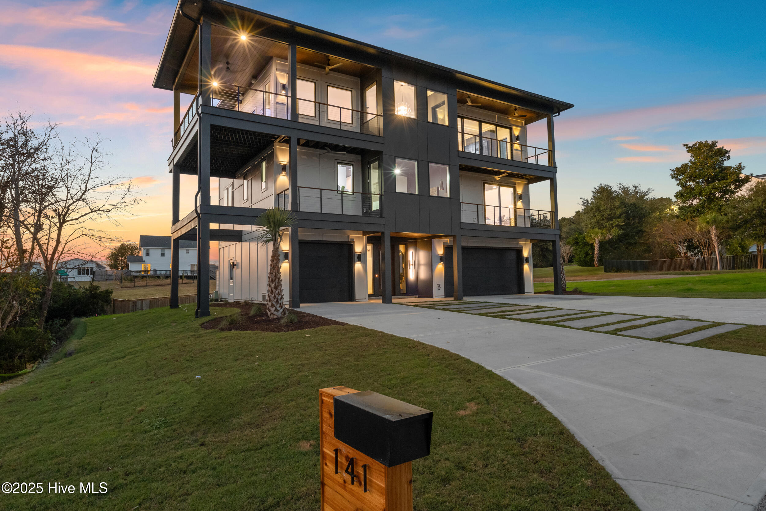 141 Dogwood Lane, Hampstead, NC, 28443