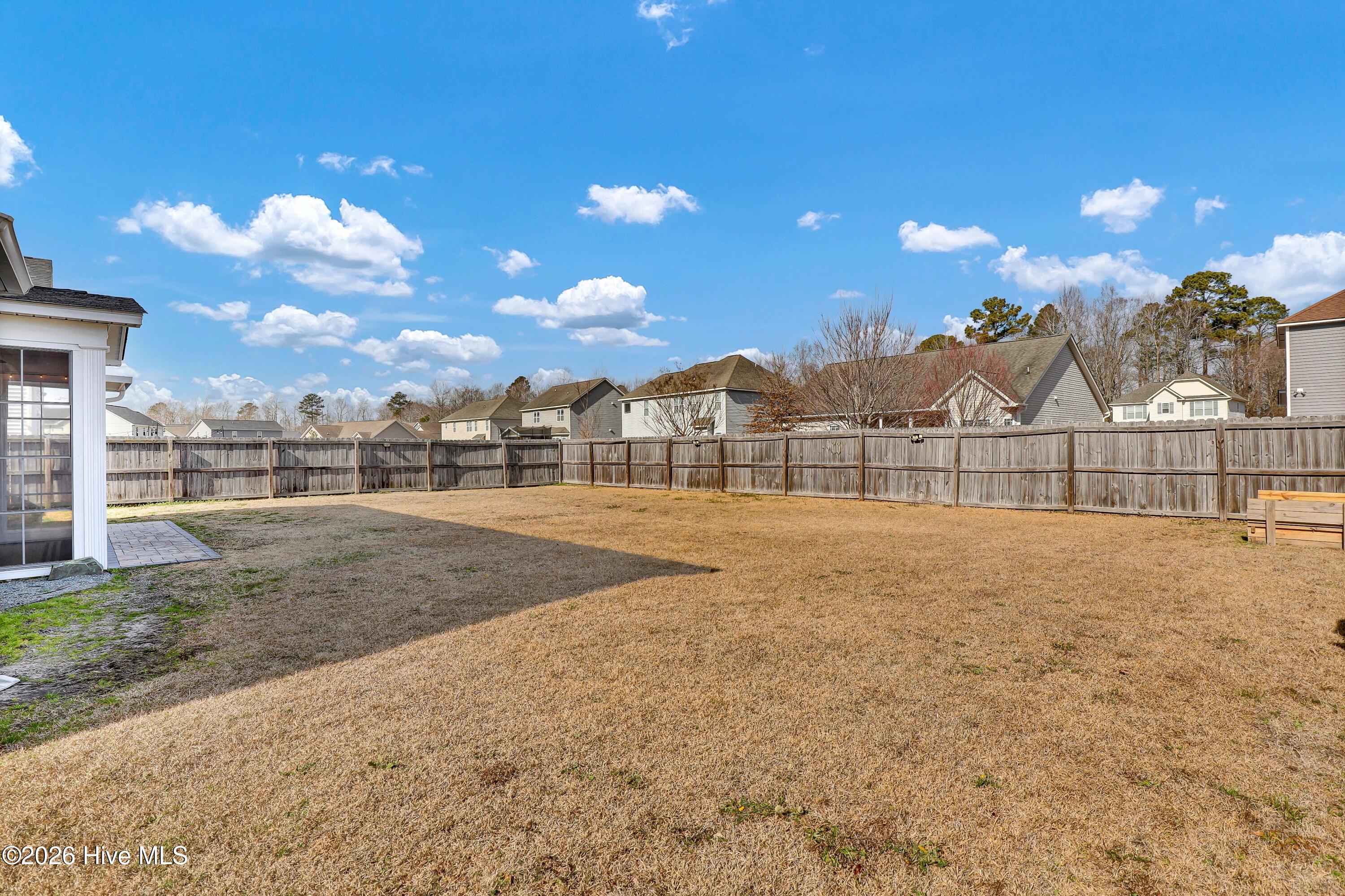 100553474 | Photo 43