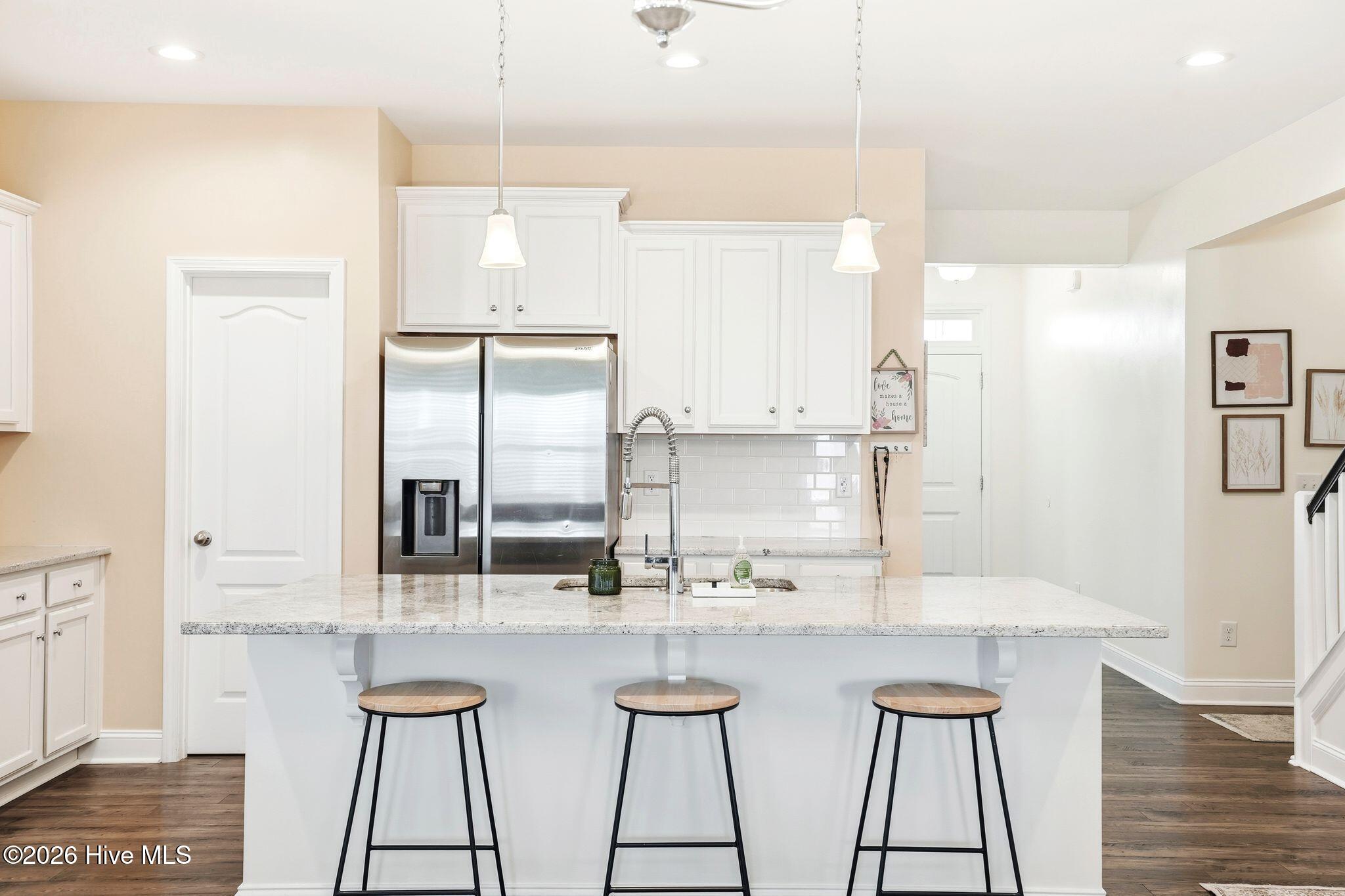 100567646 | Photo 19