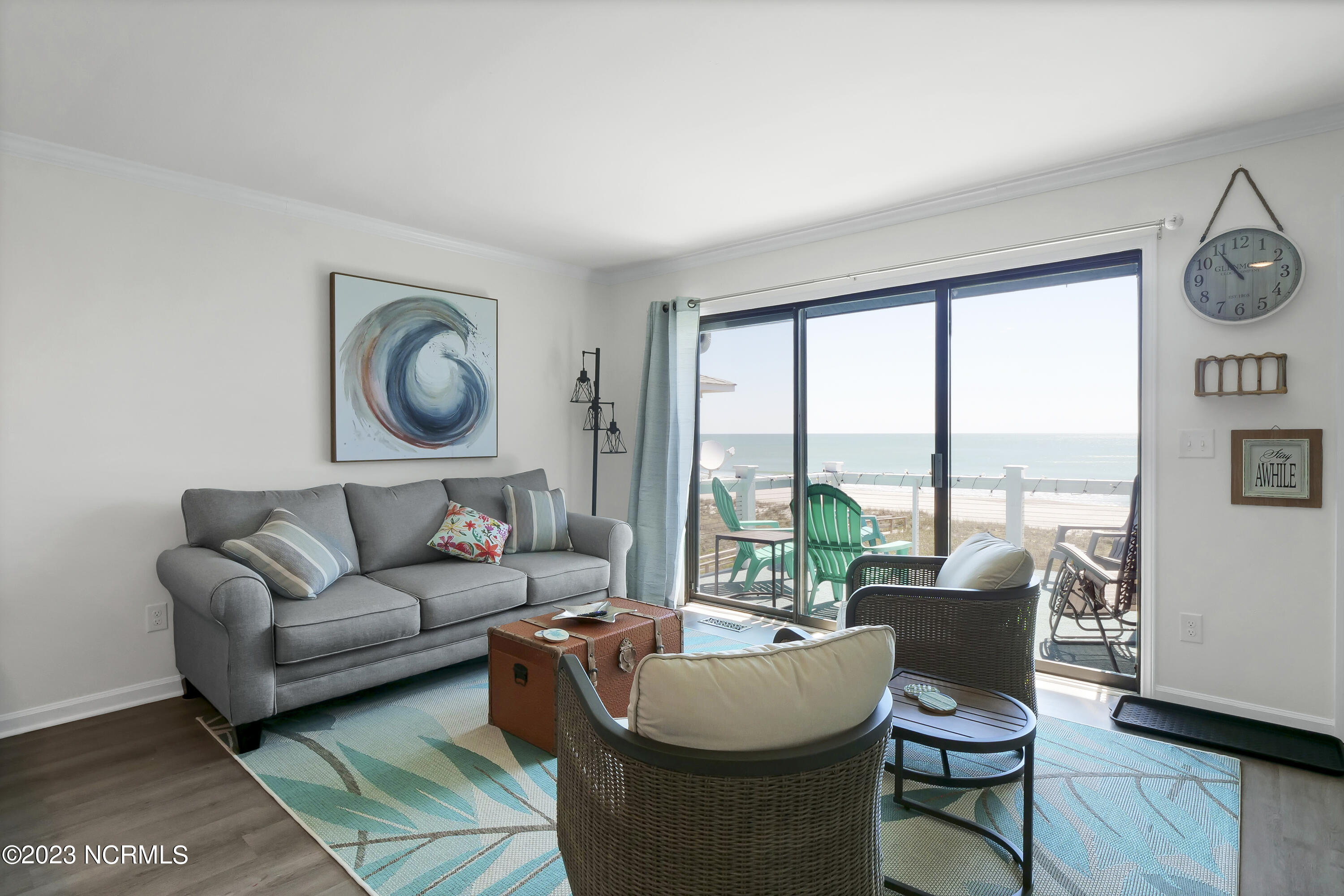 100526224 | Photo 16