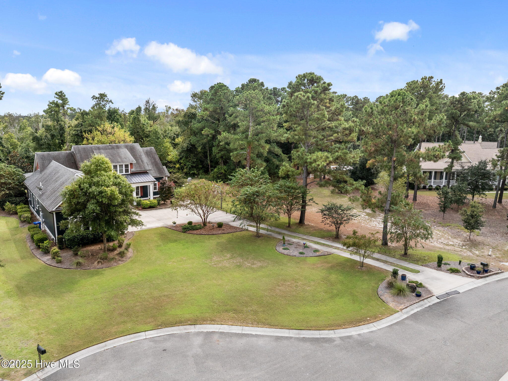 100532333 | Photo 12