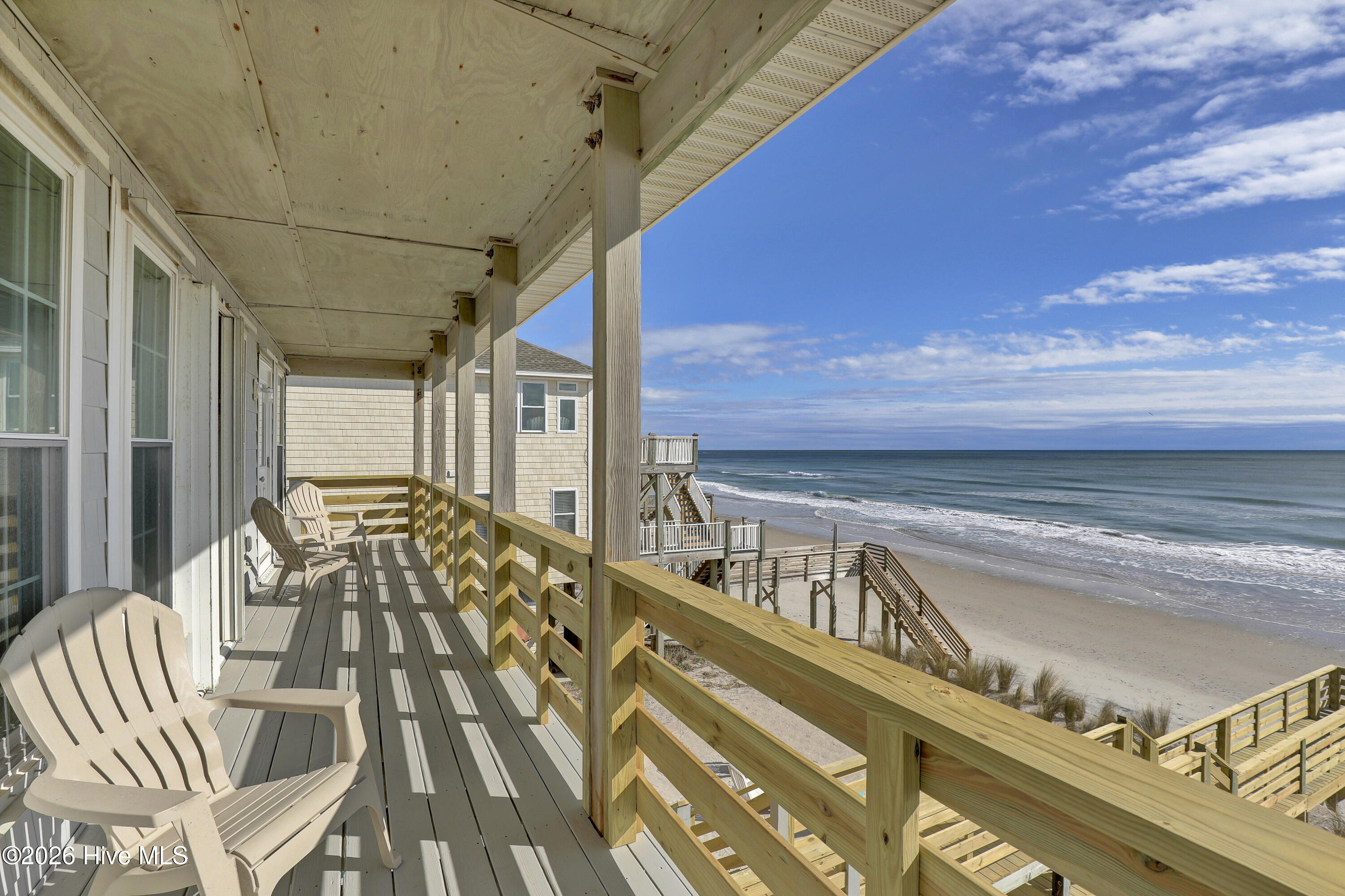 100551936 | Photo 17