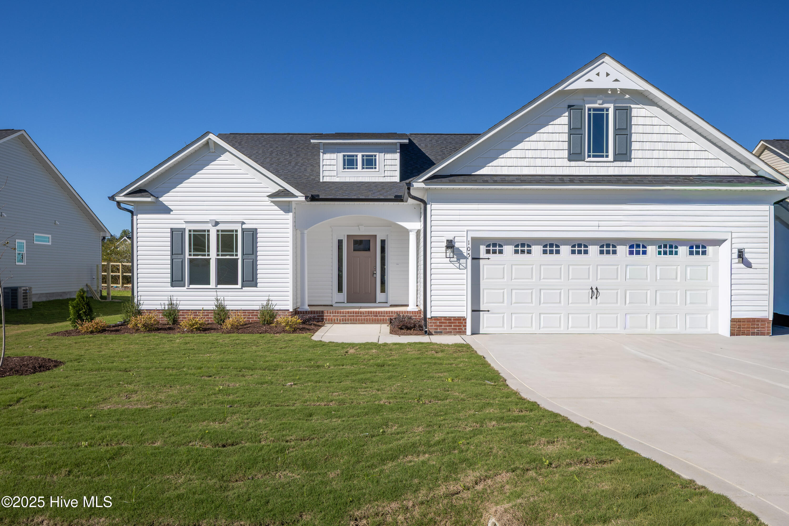 Homes for sale in Clinton, NC | 105 Sunny Acres Ln, Clinton, NC 28328 | MLS# 100530014