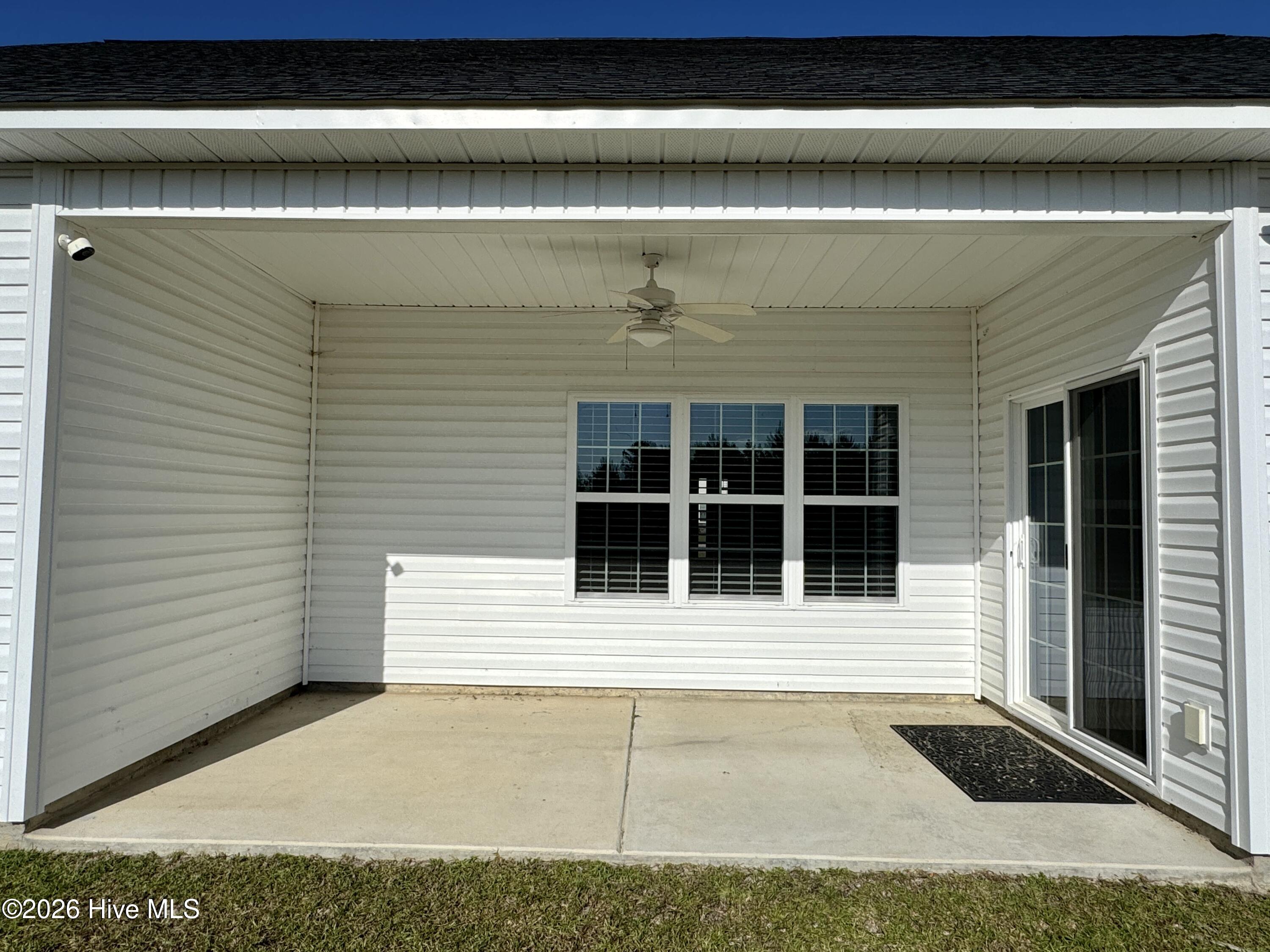 100555897 | Photo 16