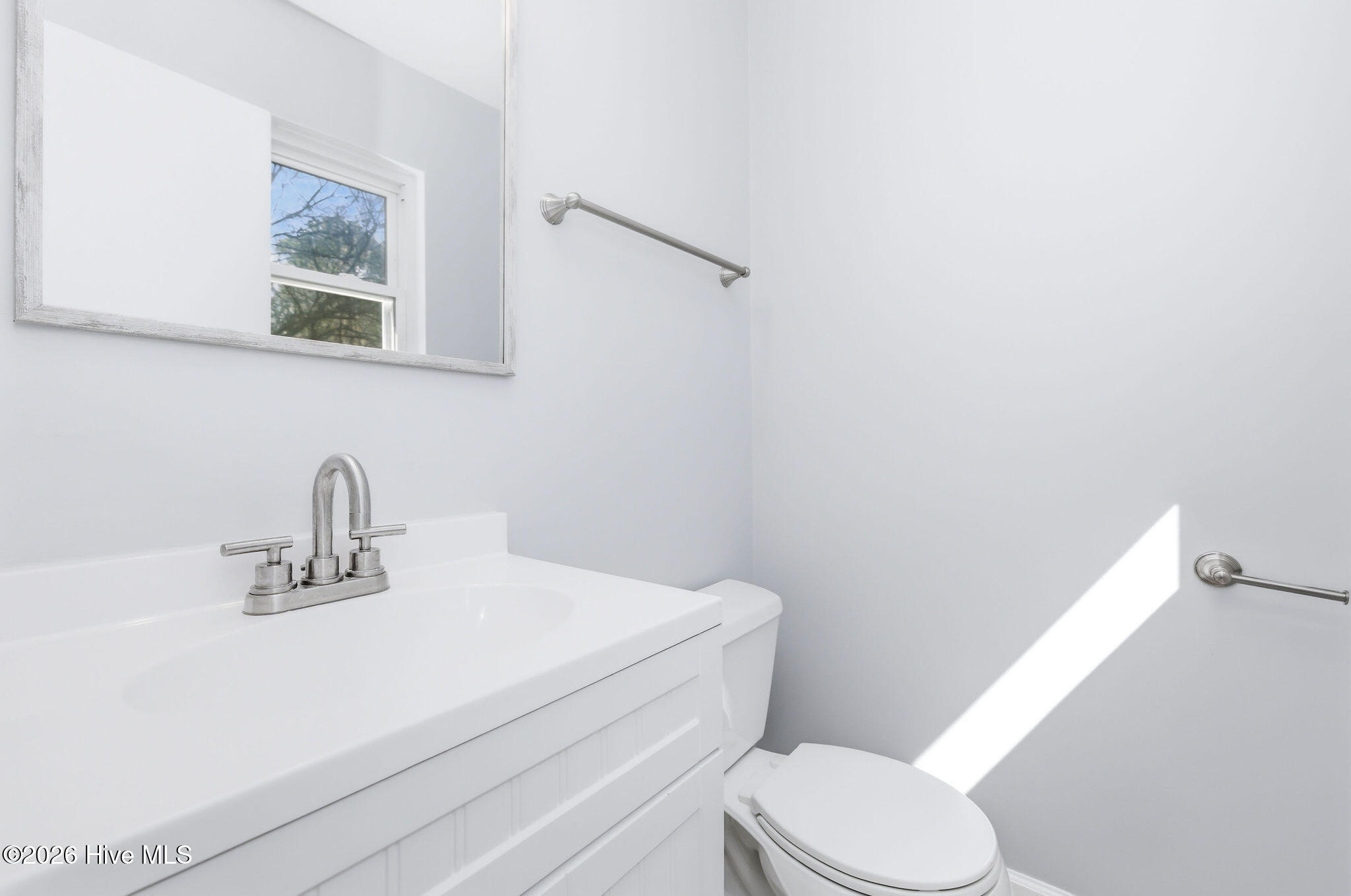 100559976 | Photo 10