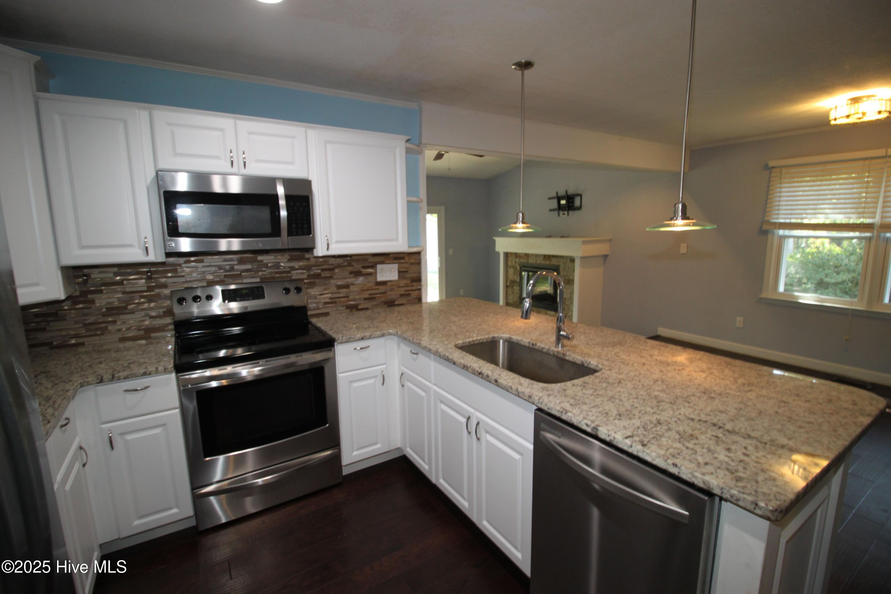3707 Country Club Road,Morehead City